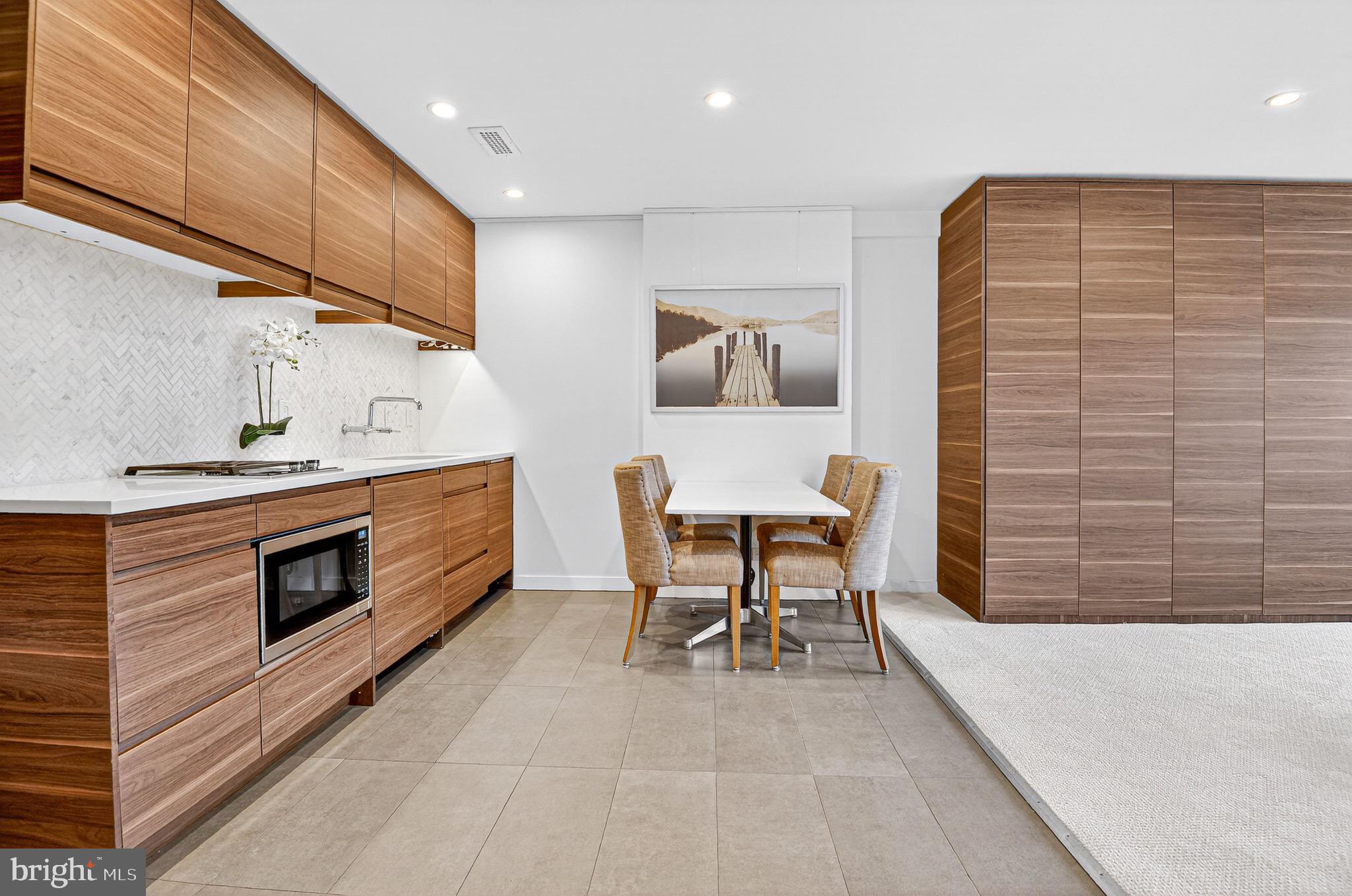 PROSPECT HOUSE - Residential