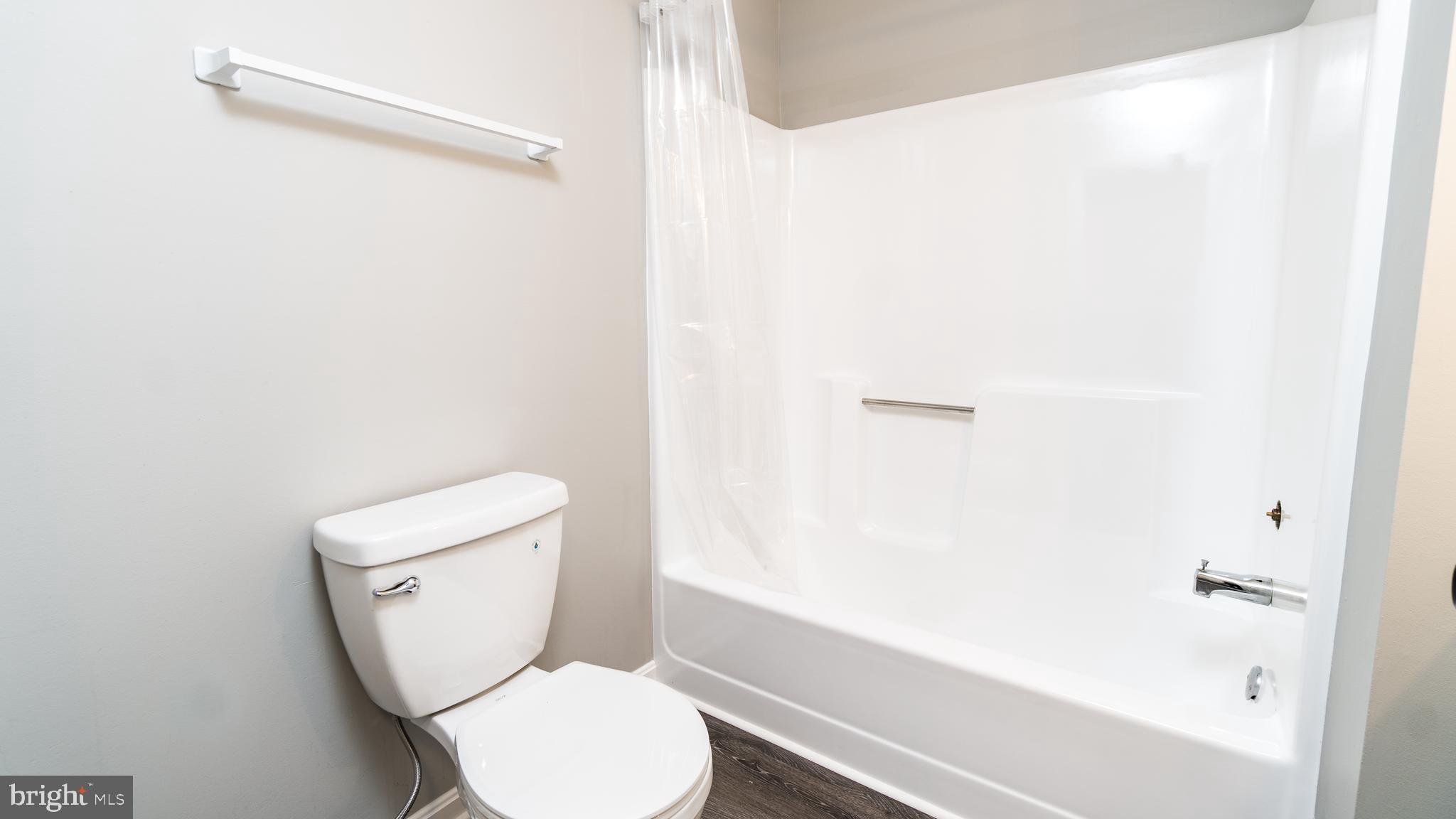 LIMESTONE TERRAC - Residential Lease