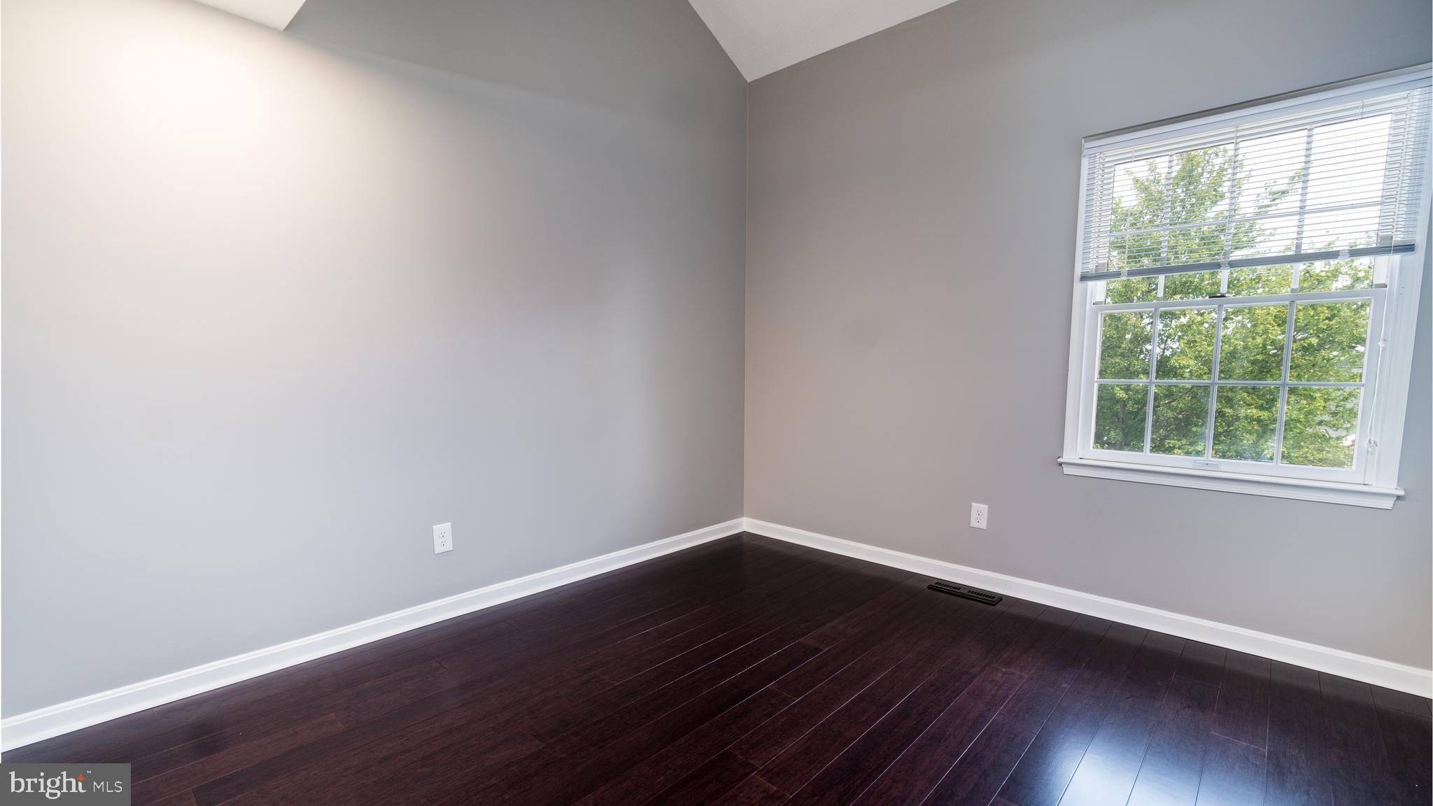 LIMESTONE TERRAC - Residential Lease
