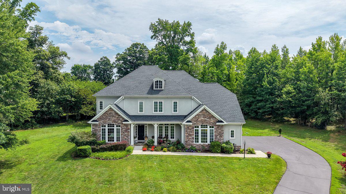 LAUREL OVERLOOK - Residential