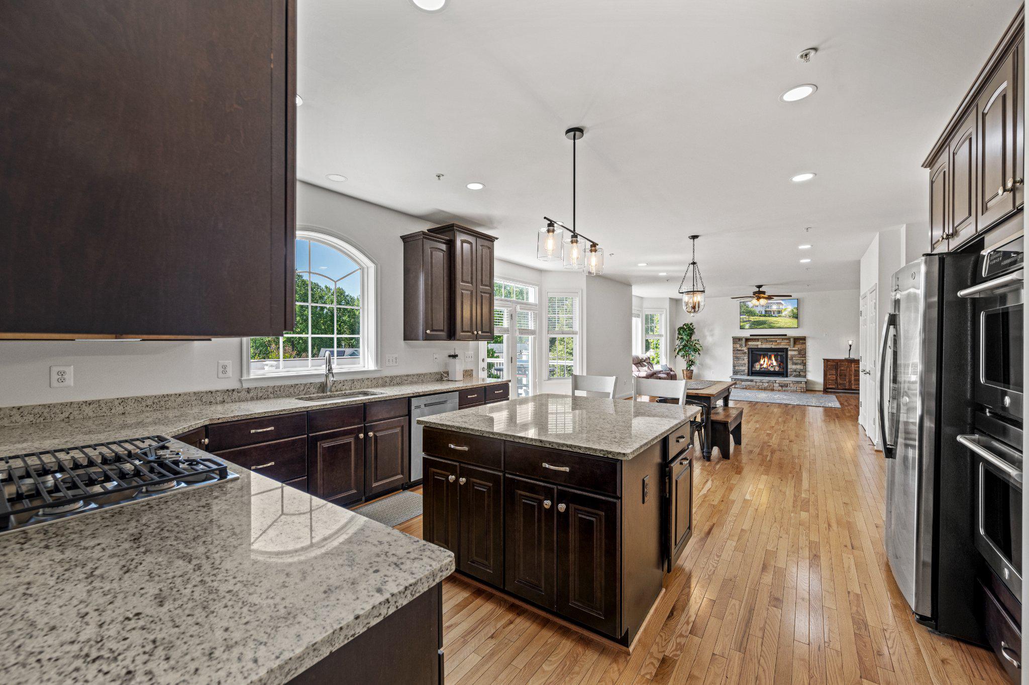 HARDING WOODS - Residential