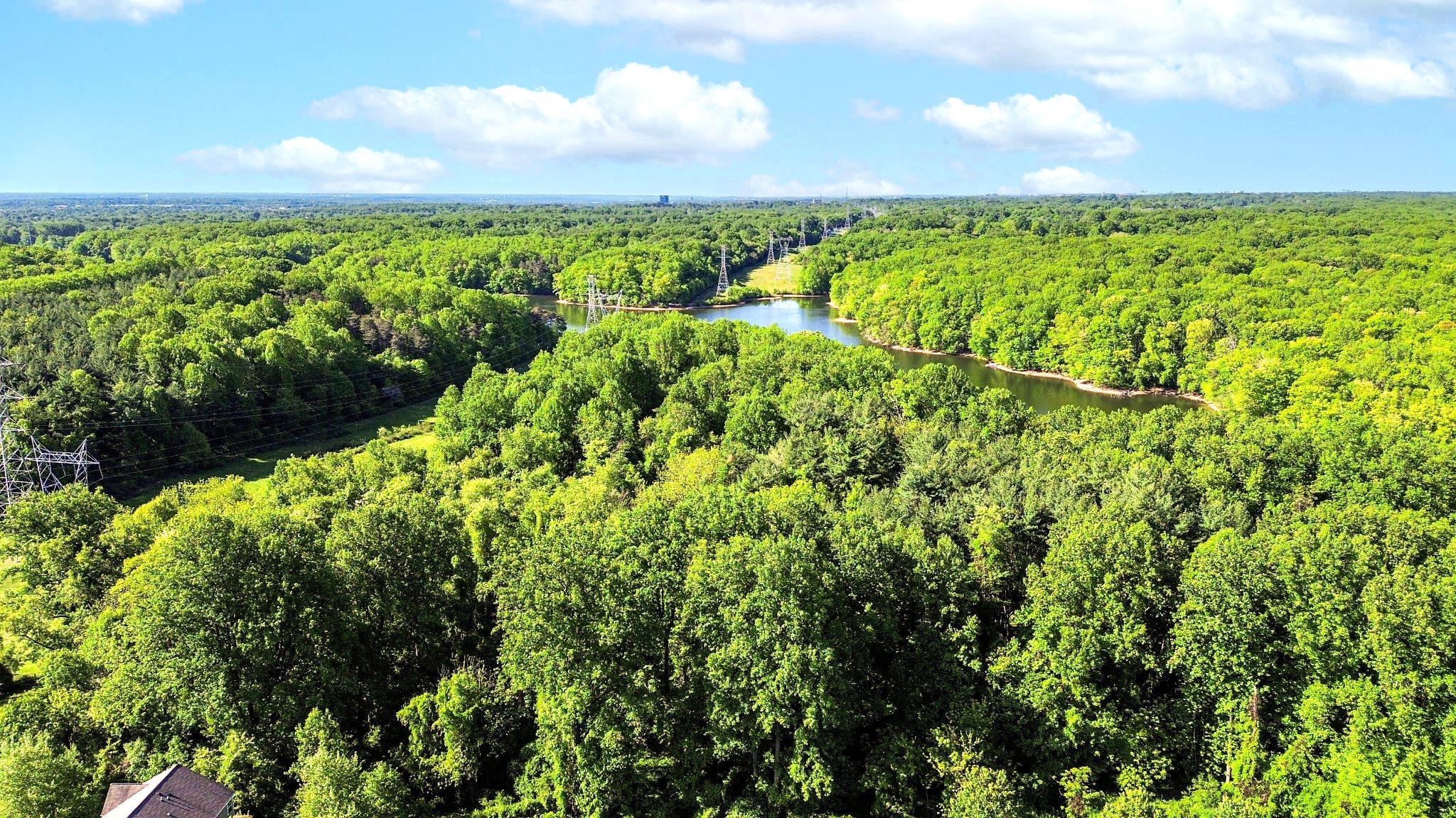 HARDING WOODS - Residential
