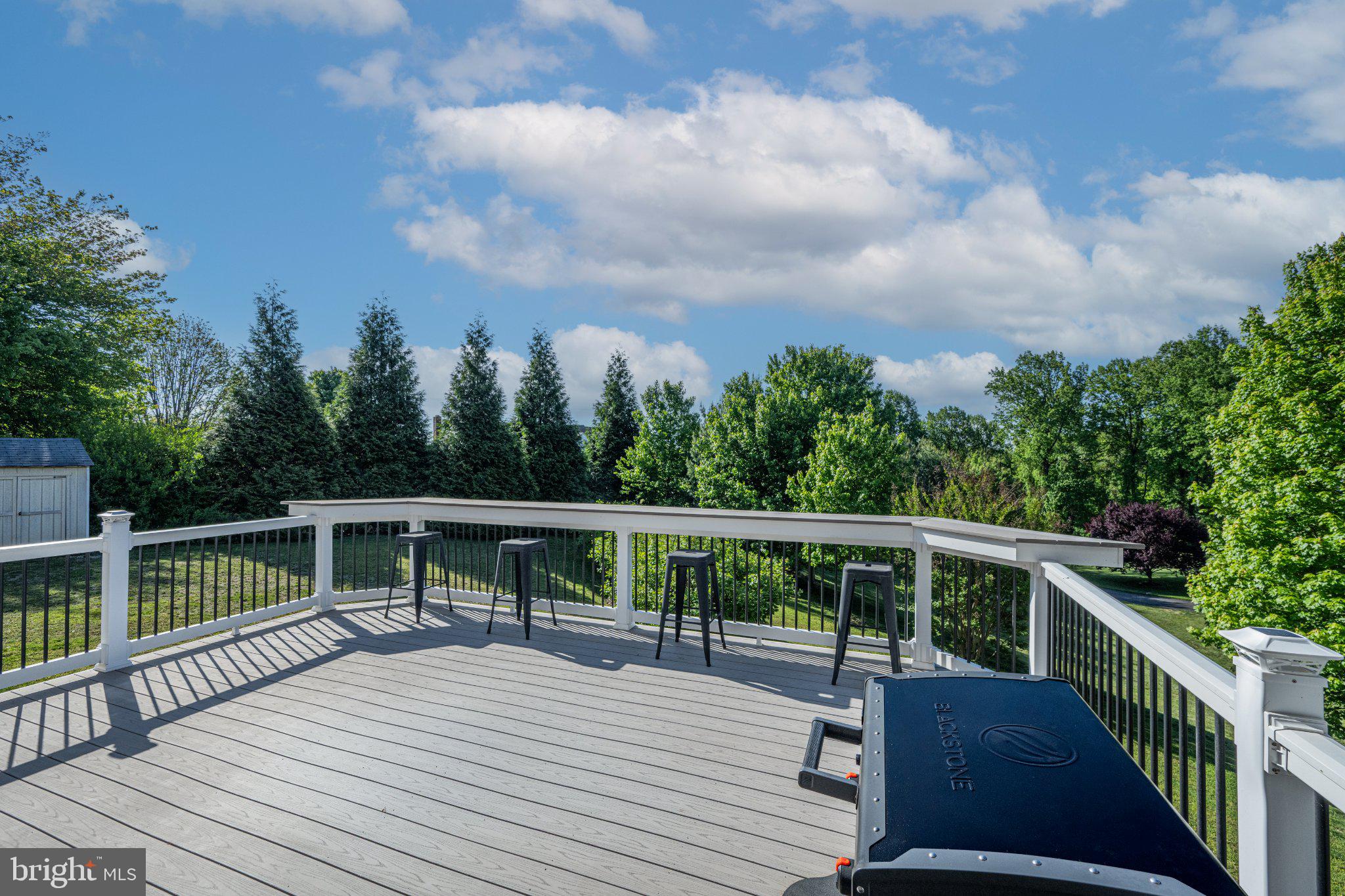 HARDING WOODS - Residential
