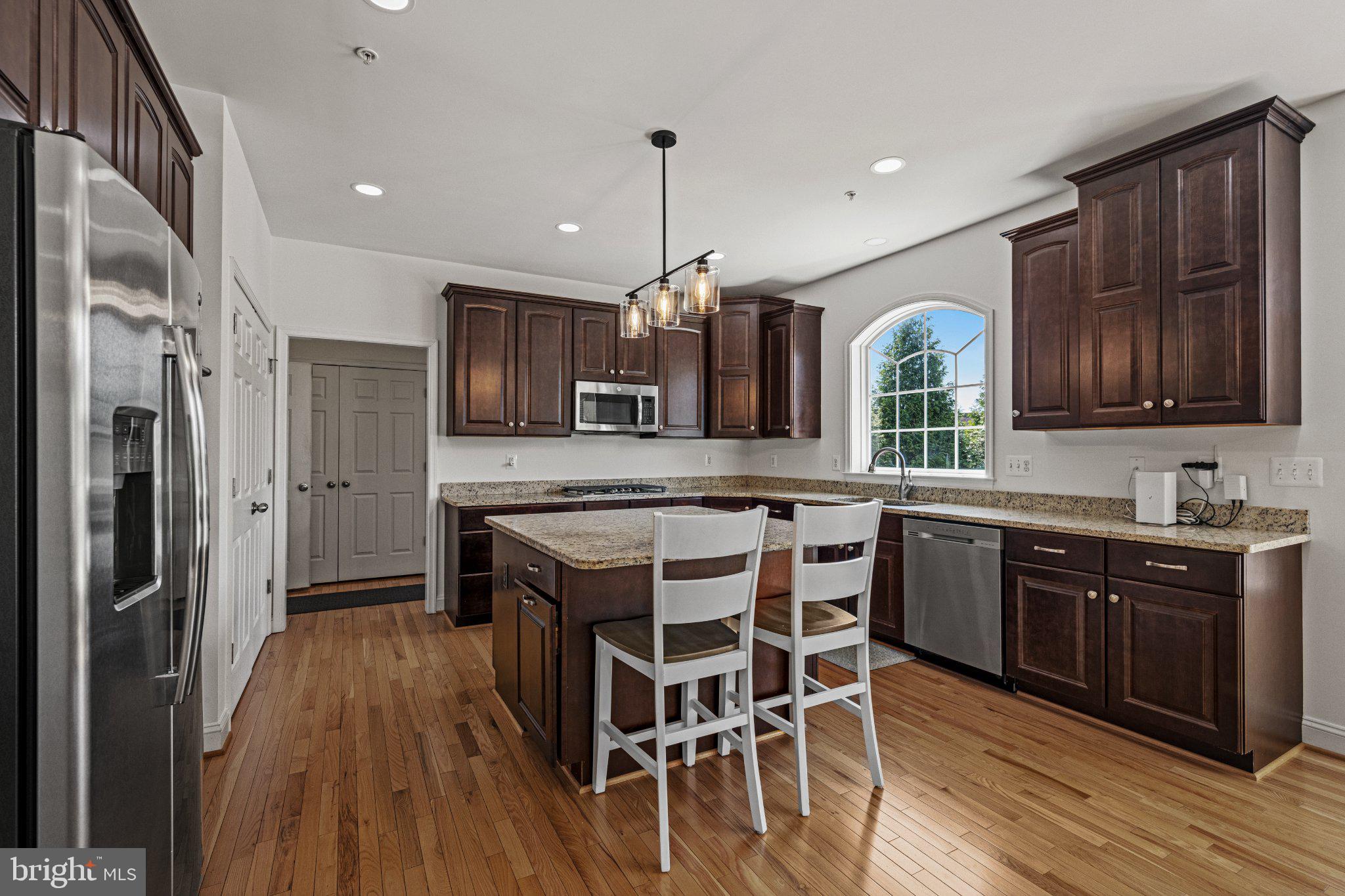 HARDING WOODS - Residential