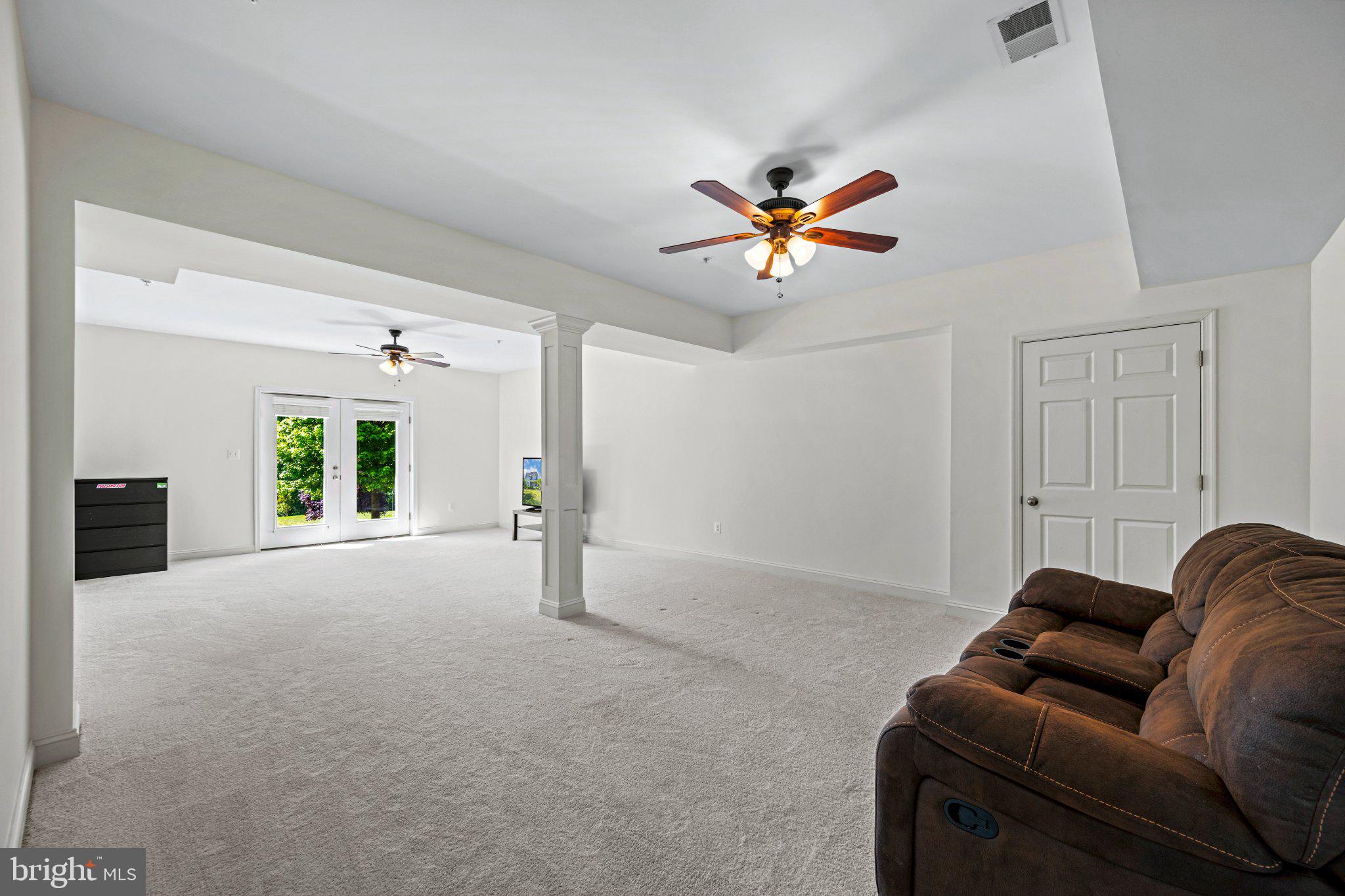 HARDING WOODS - Residential