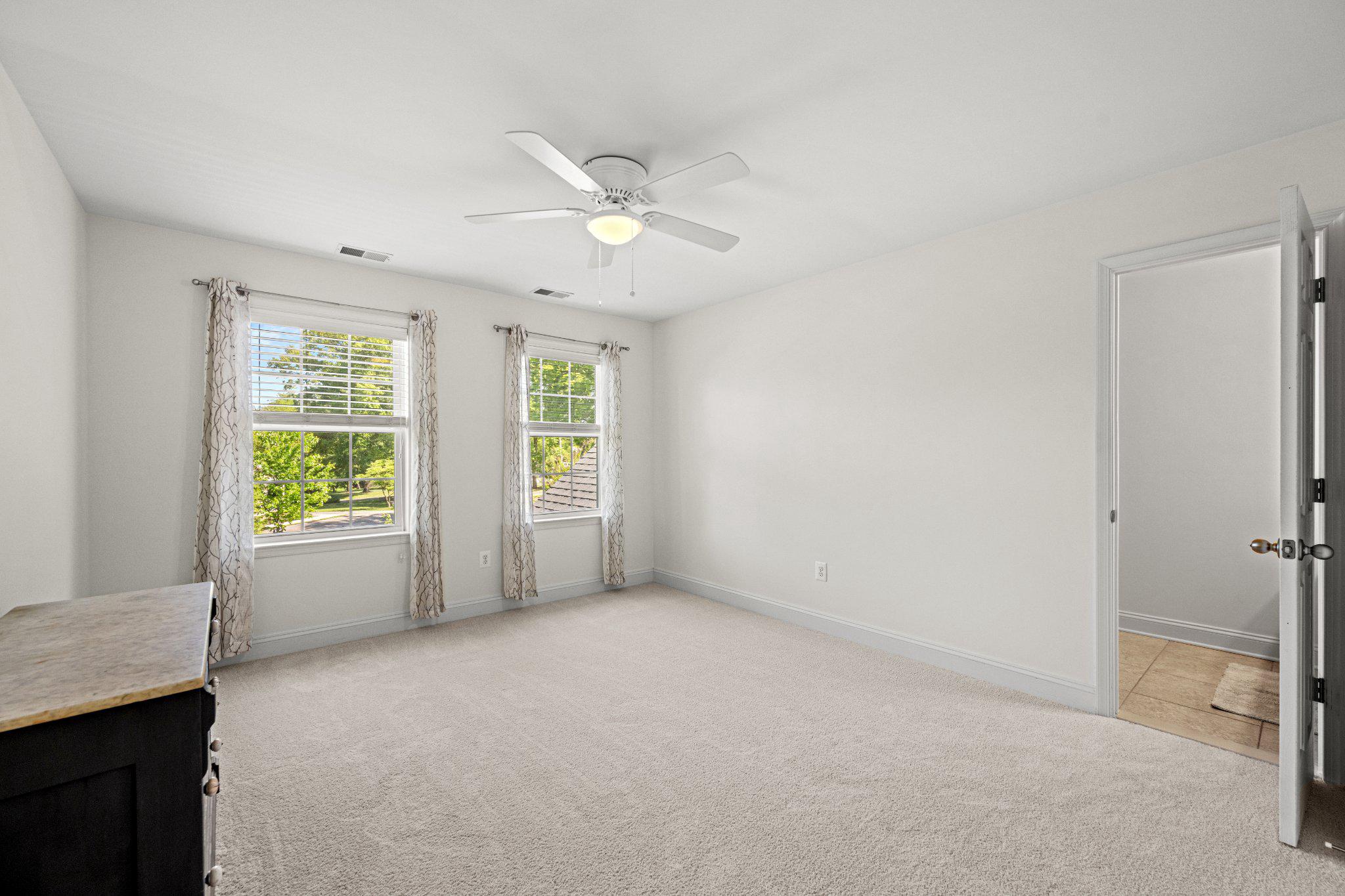 HARDING WOODS - Residential
