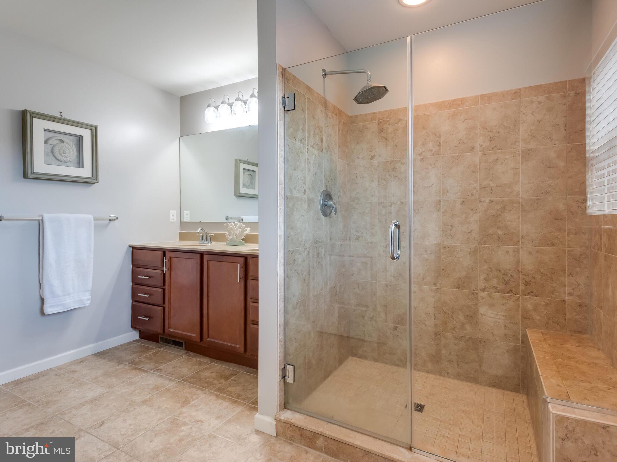 MOUNTAINVIEW - Residential