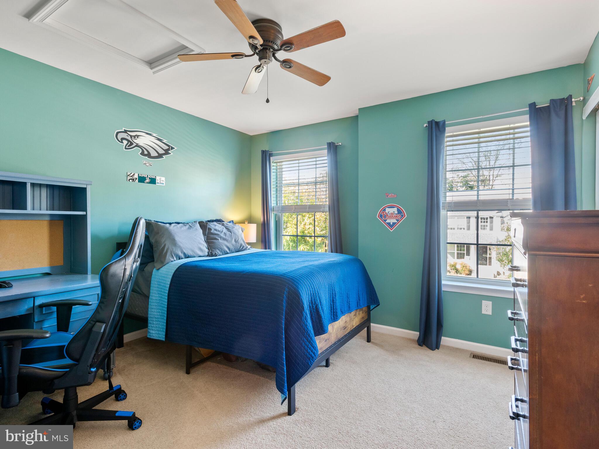 MOUNTAINVIEW - Residential