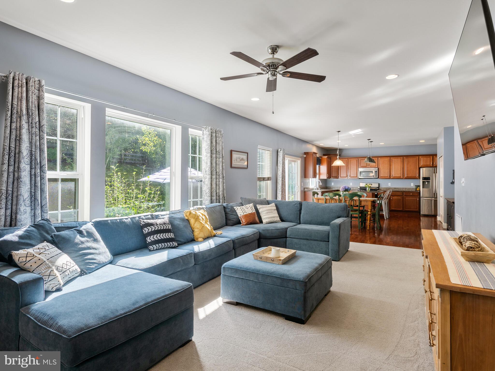 MOUNTAINVIEW - Residential