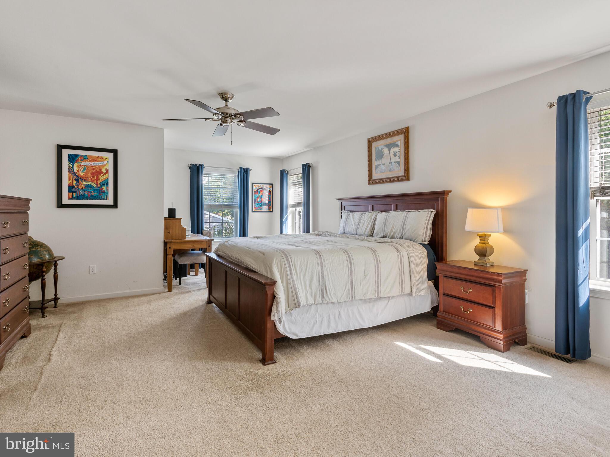 MOUNTAINVIEW - Residential