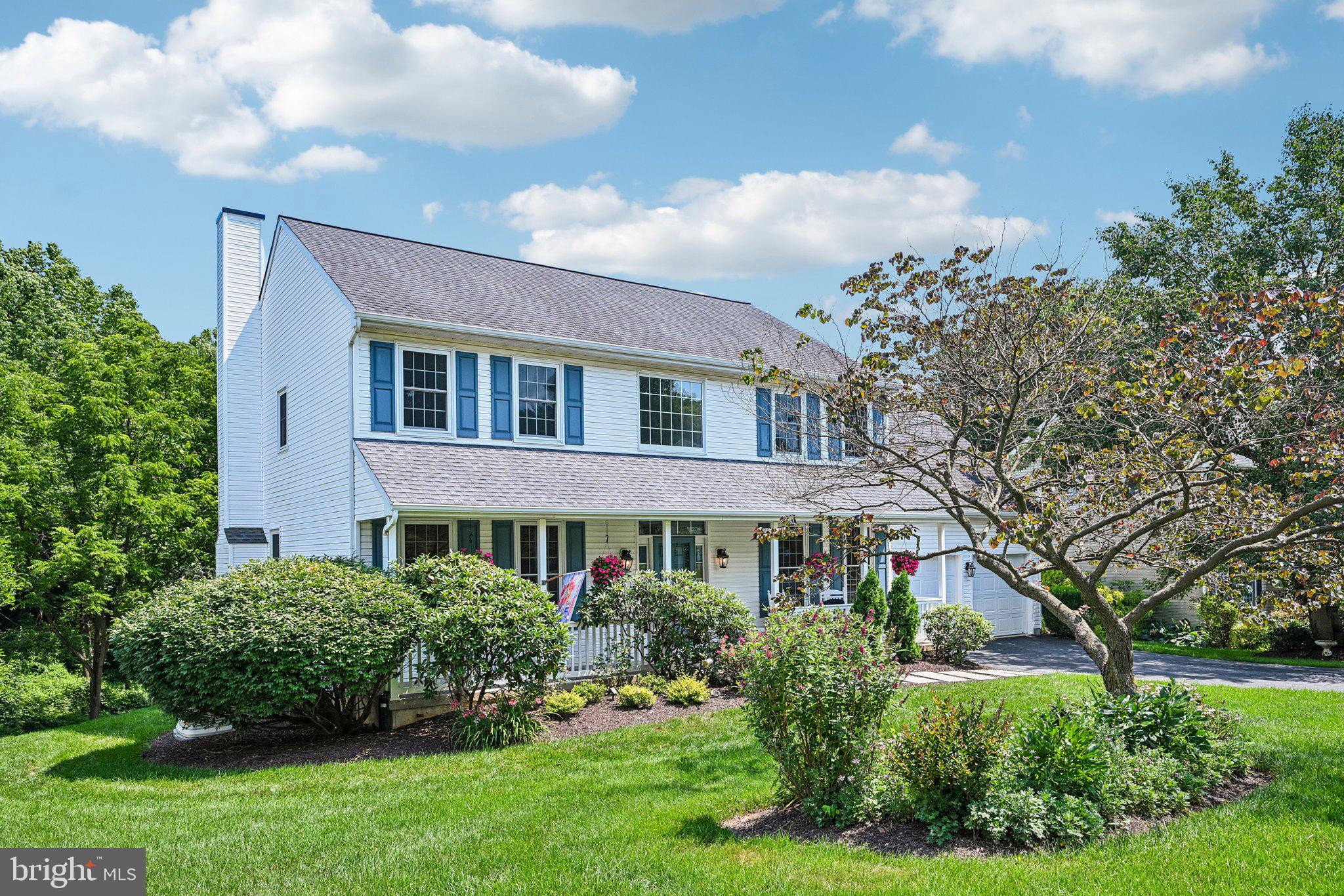 SOMERSET LAKE - Residential