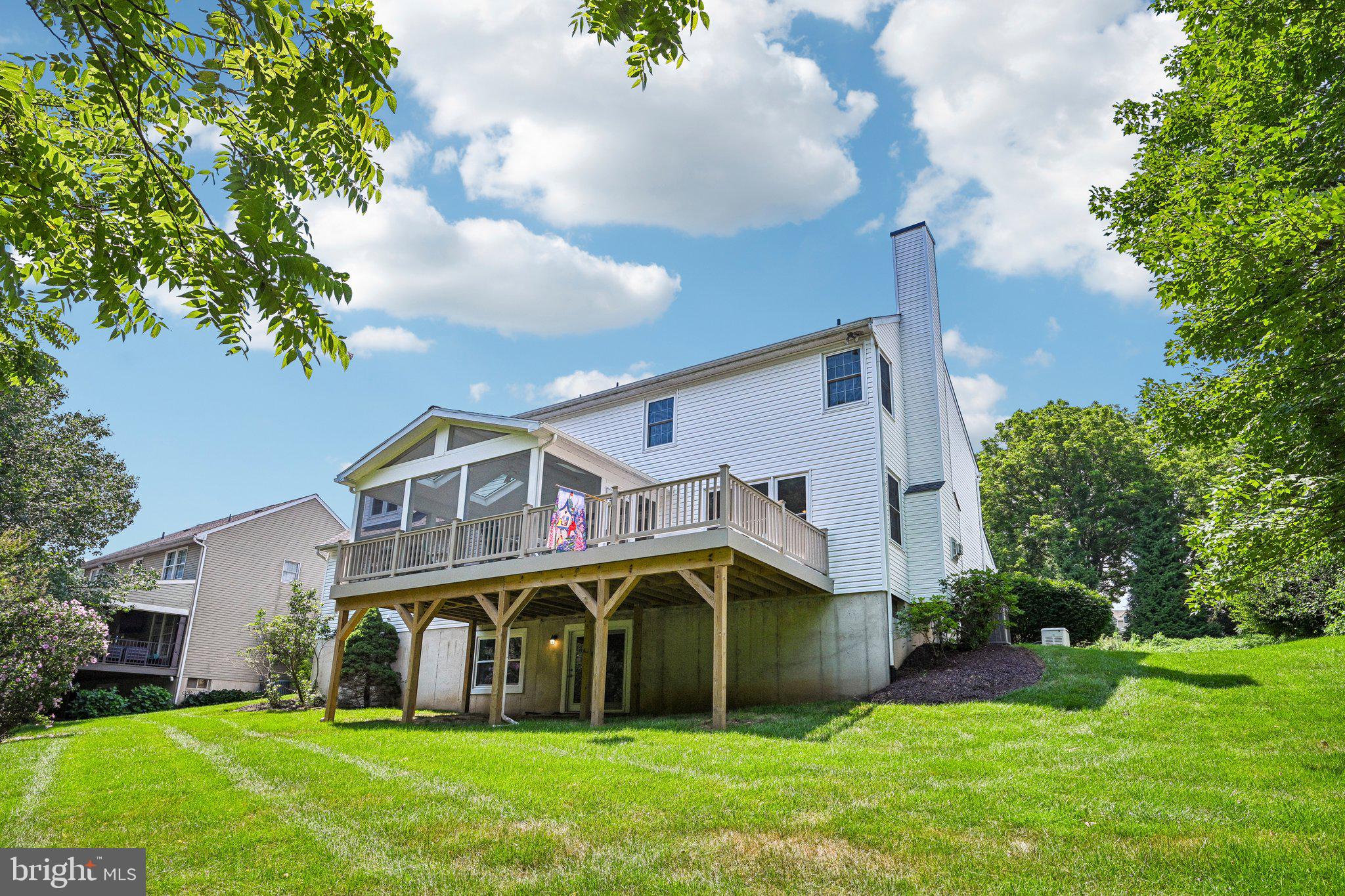 SOMERSET LAKE - Residential