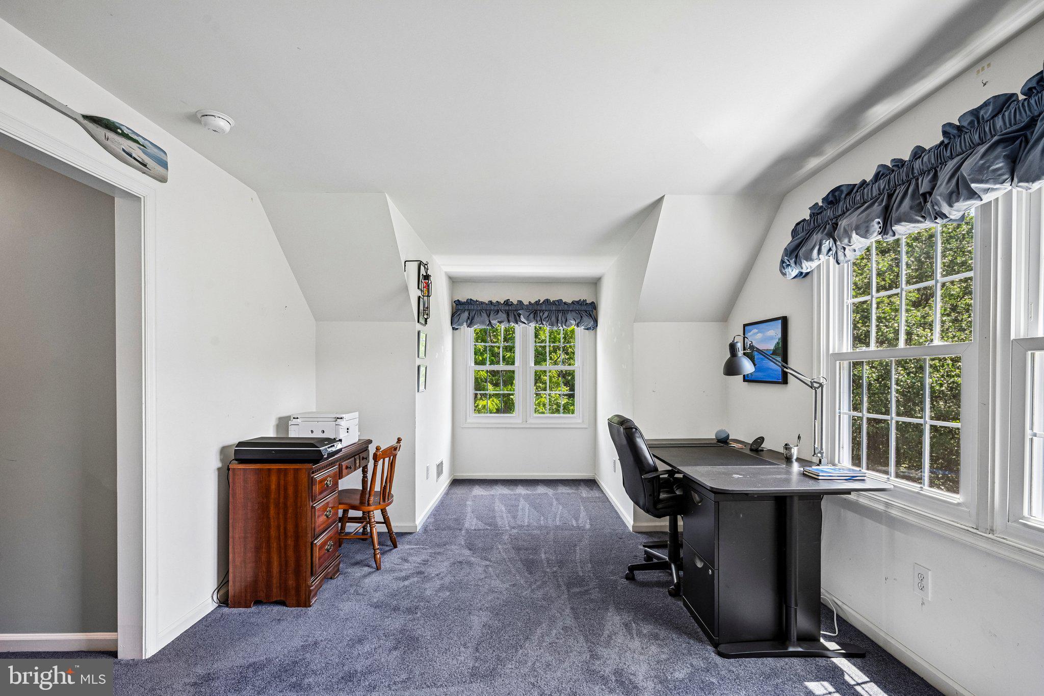 SOMERSET LAKE - Residential