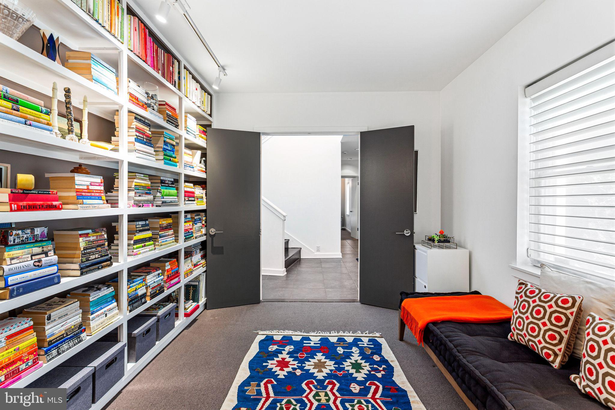 FAIRMOUNT - Residential