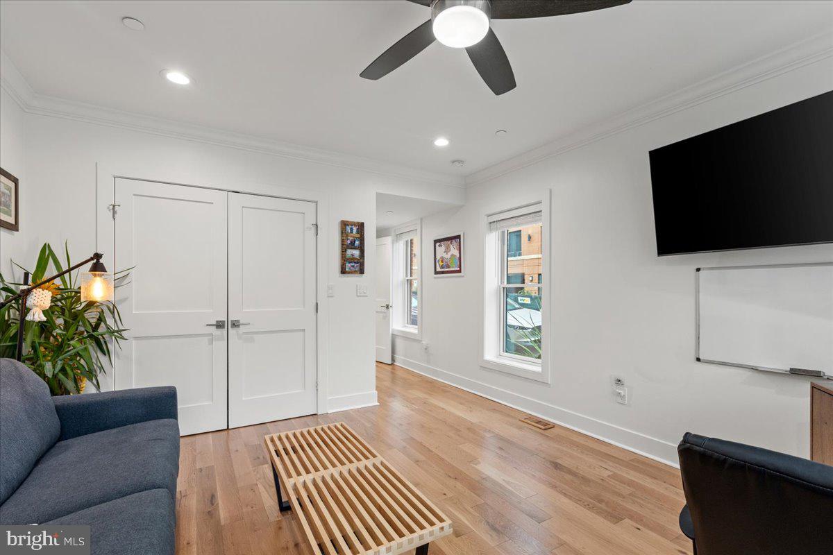 BREWERS HILL - Residential