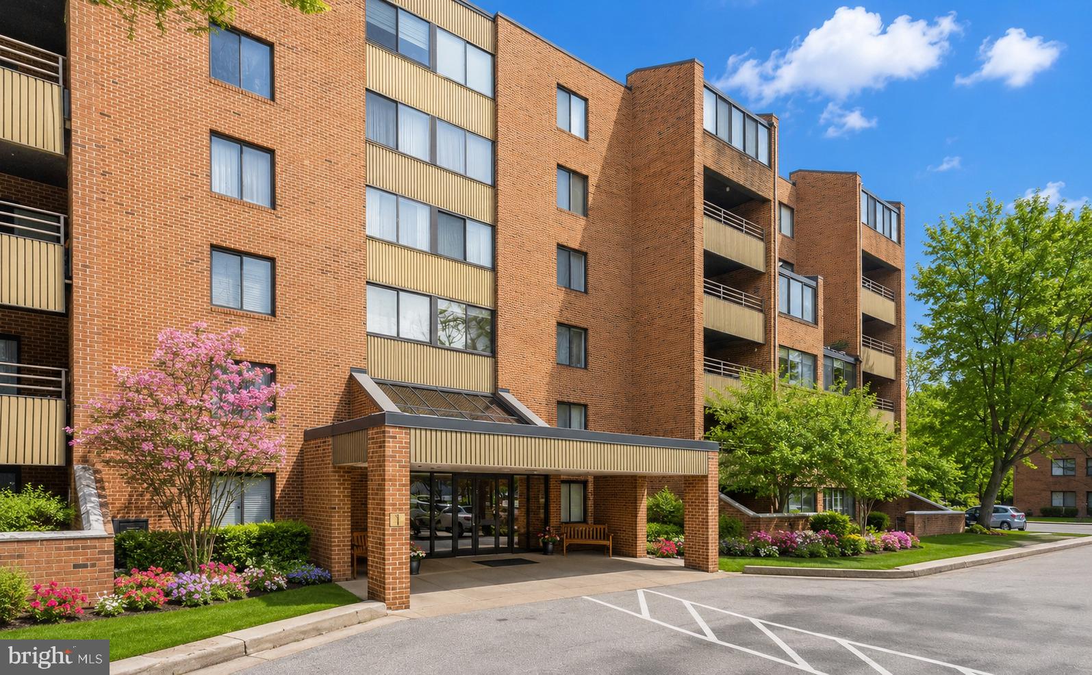 TOWSONGATE - Residential