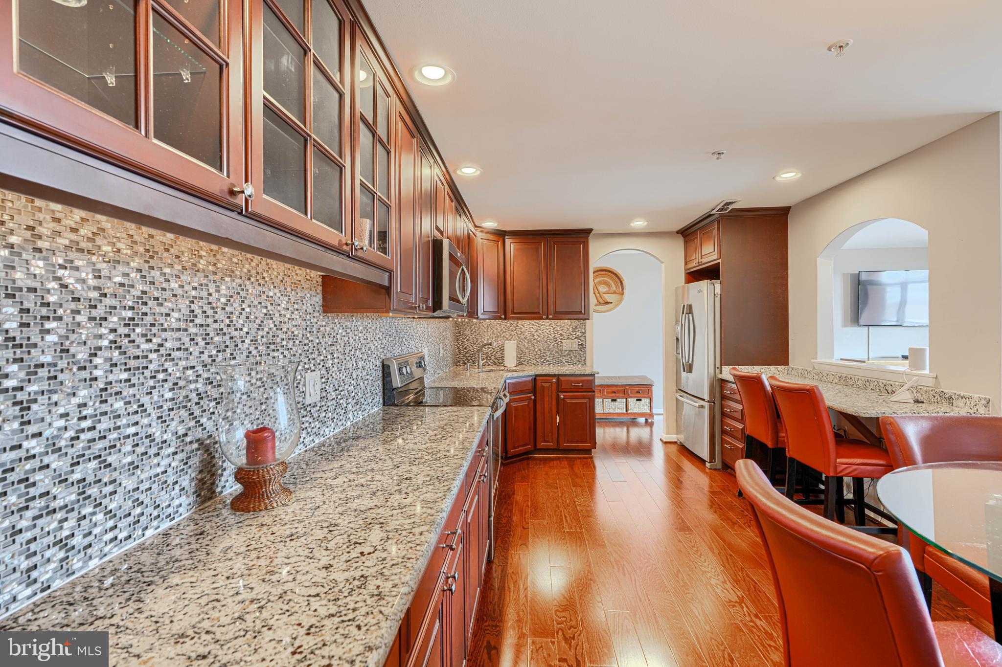DULANEY TOWERS - Residential