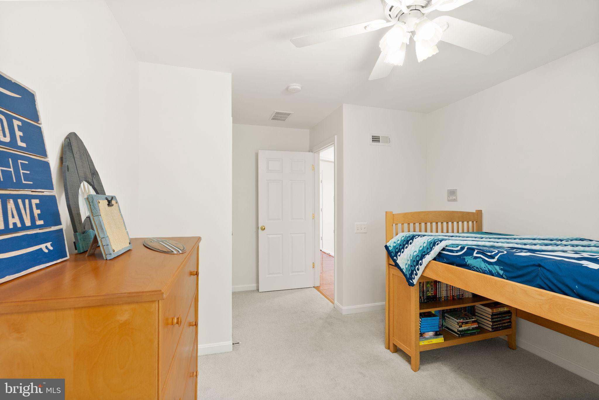 LAUREL HILL LANDBAY - Residential