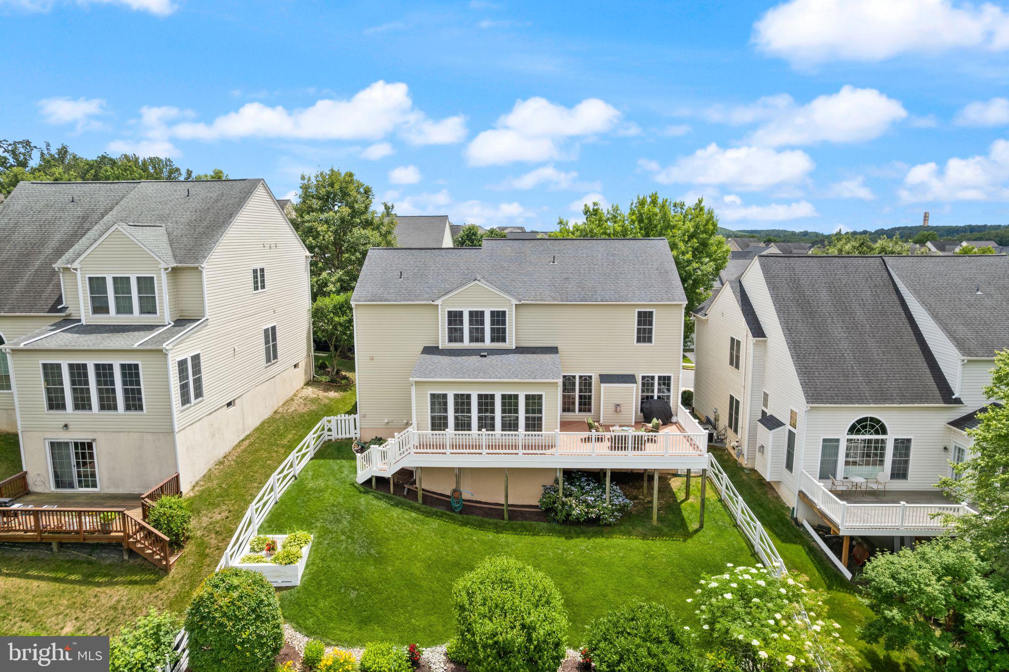 LAUREL HILL LANDBAY - Residential