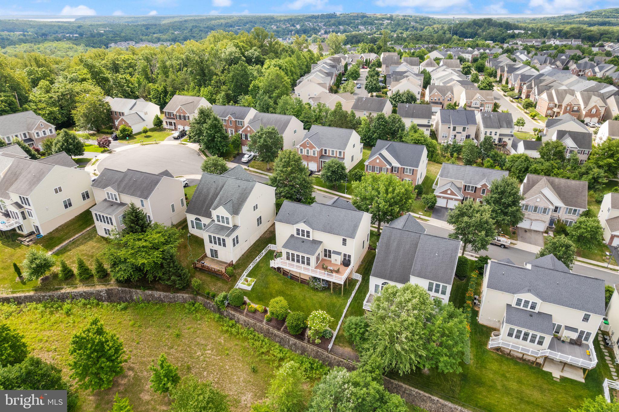 LAUREL HILL LANDBAY - Residential