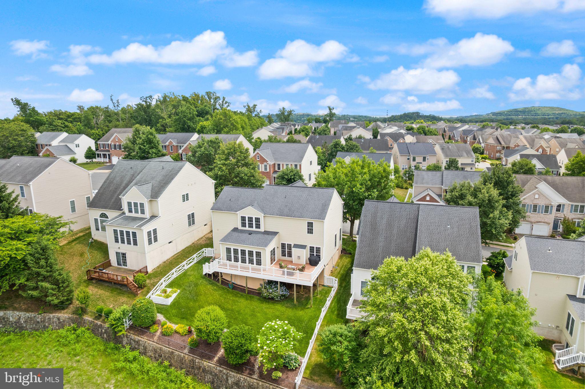 LAUREL HILL LANDBAY - Residential