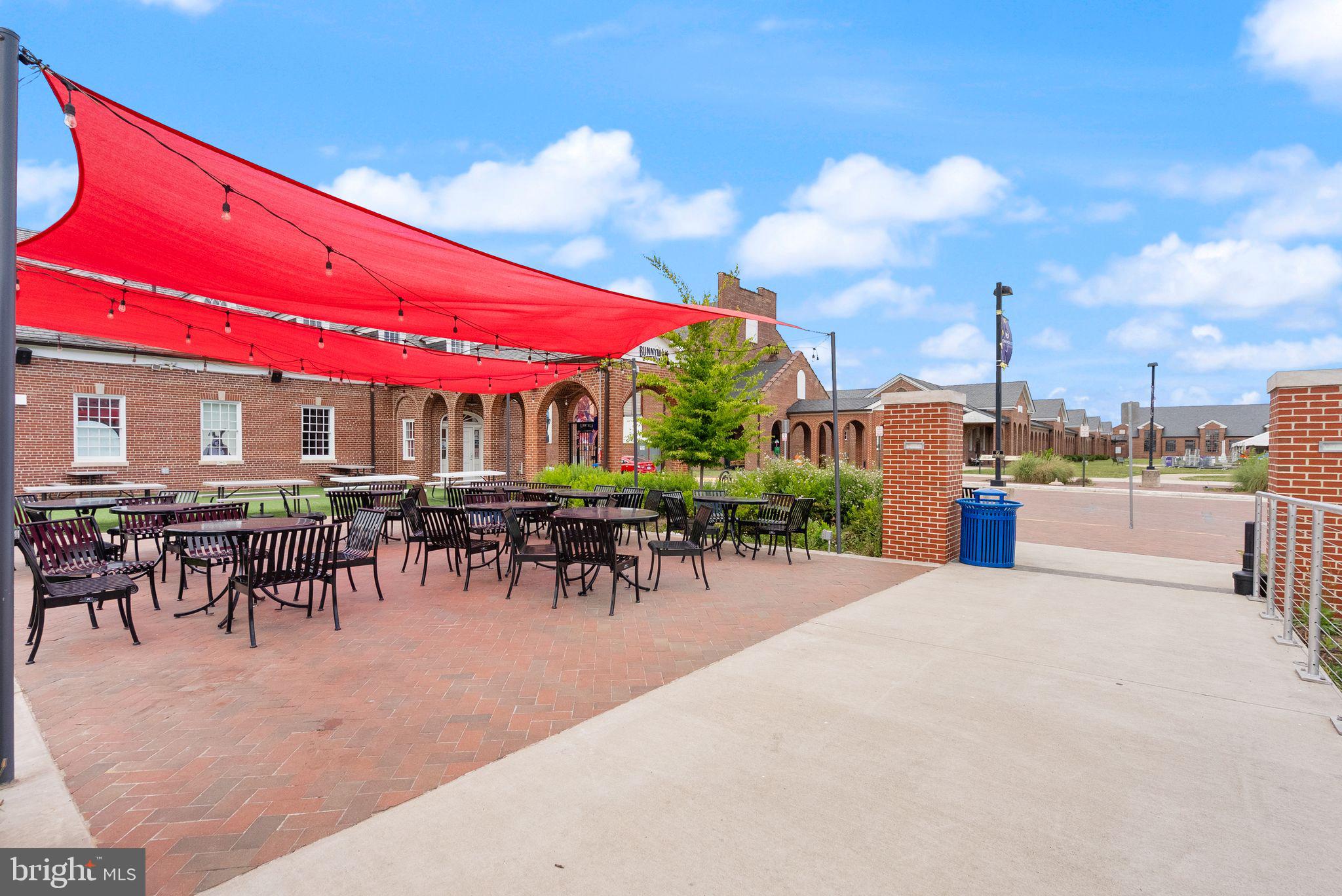 LAUREL HILL LANDBAY - Residential