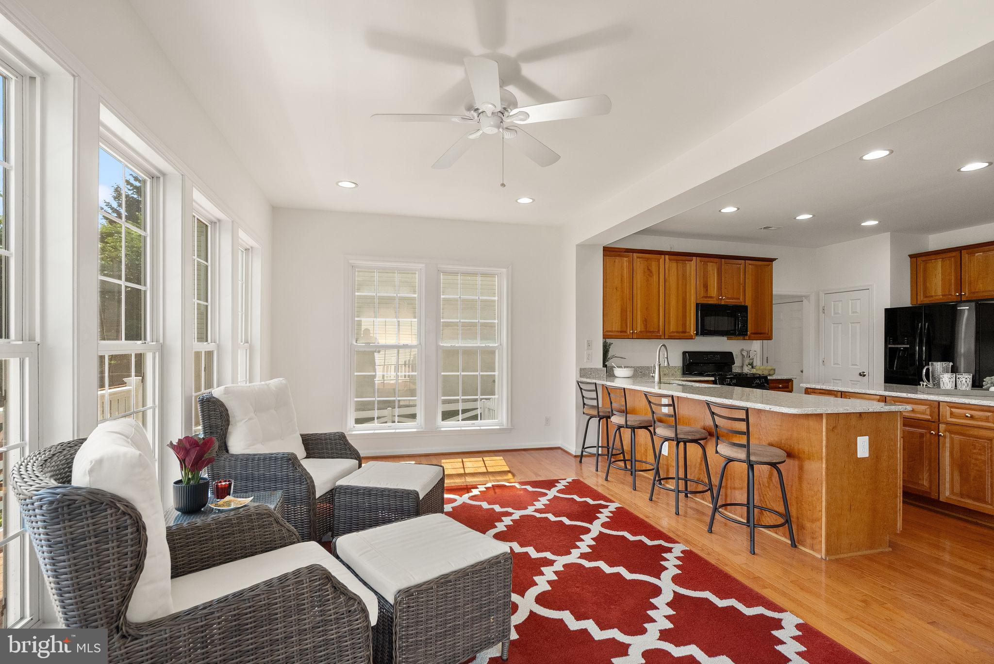 LAUREL HILL LANDBAY - Residential