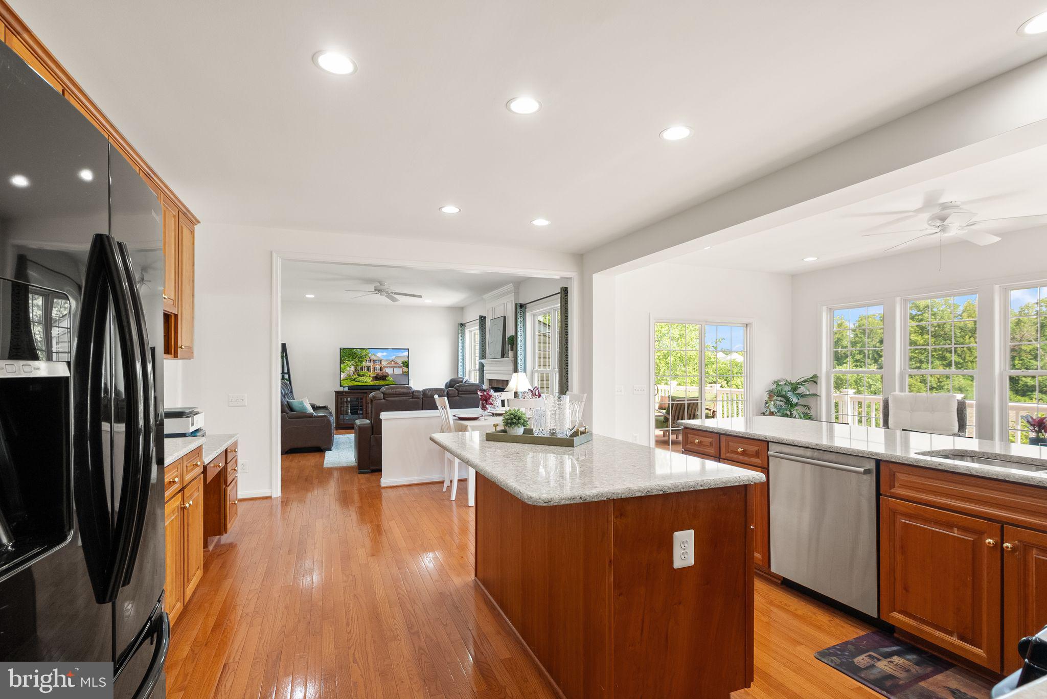 LAUREL HILL LANDBAY - Residential