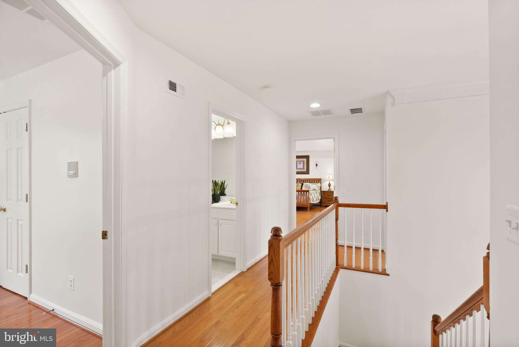 LAUREL HILL LANDBAY - Residential