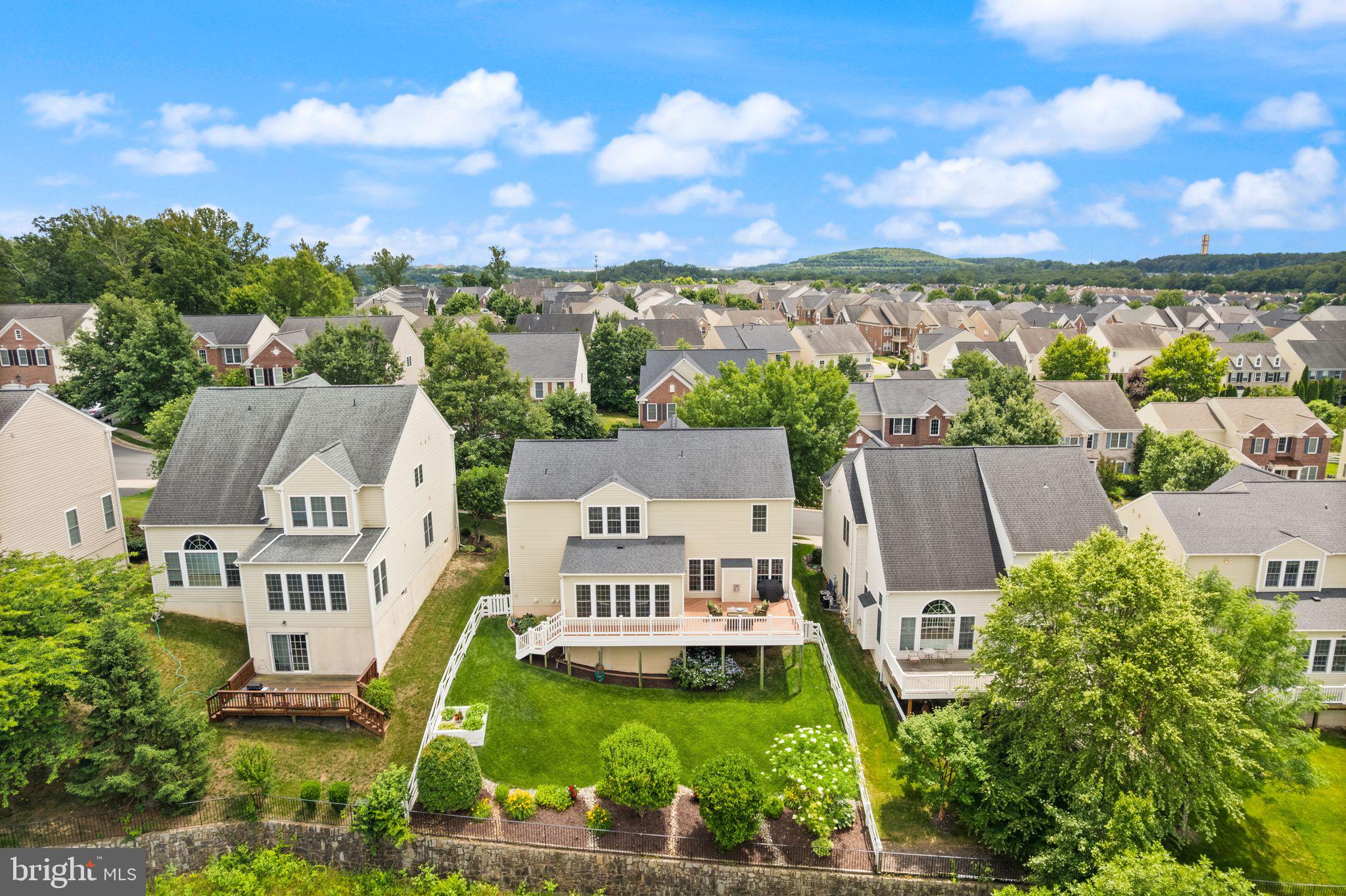 LAUREL HILL LANDBAY - Residential