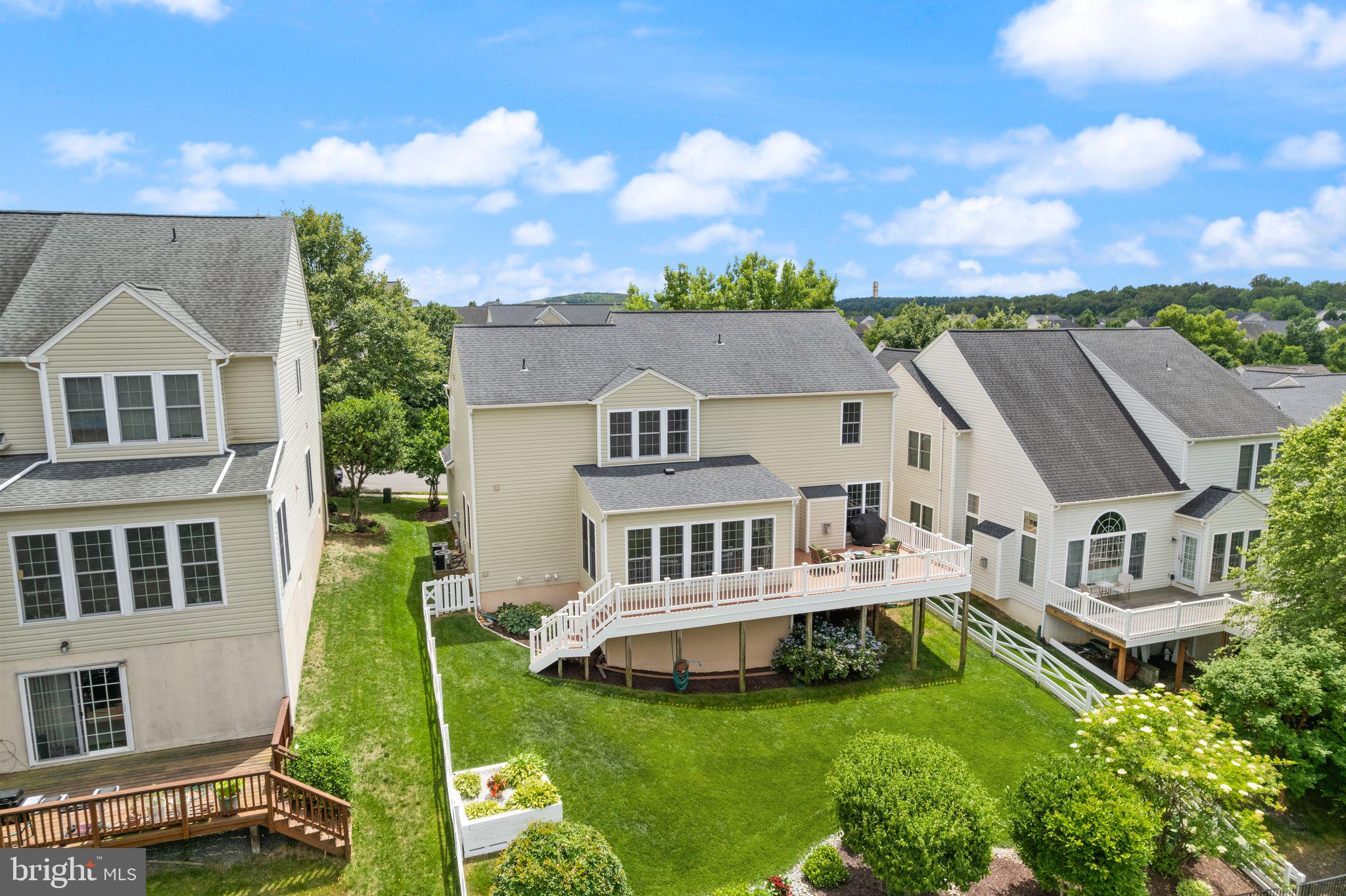 LAUREL HILL LANDBAY - Residential