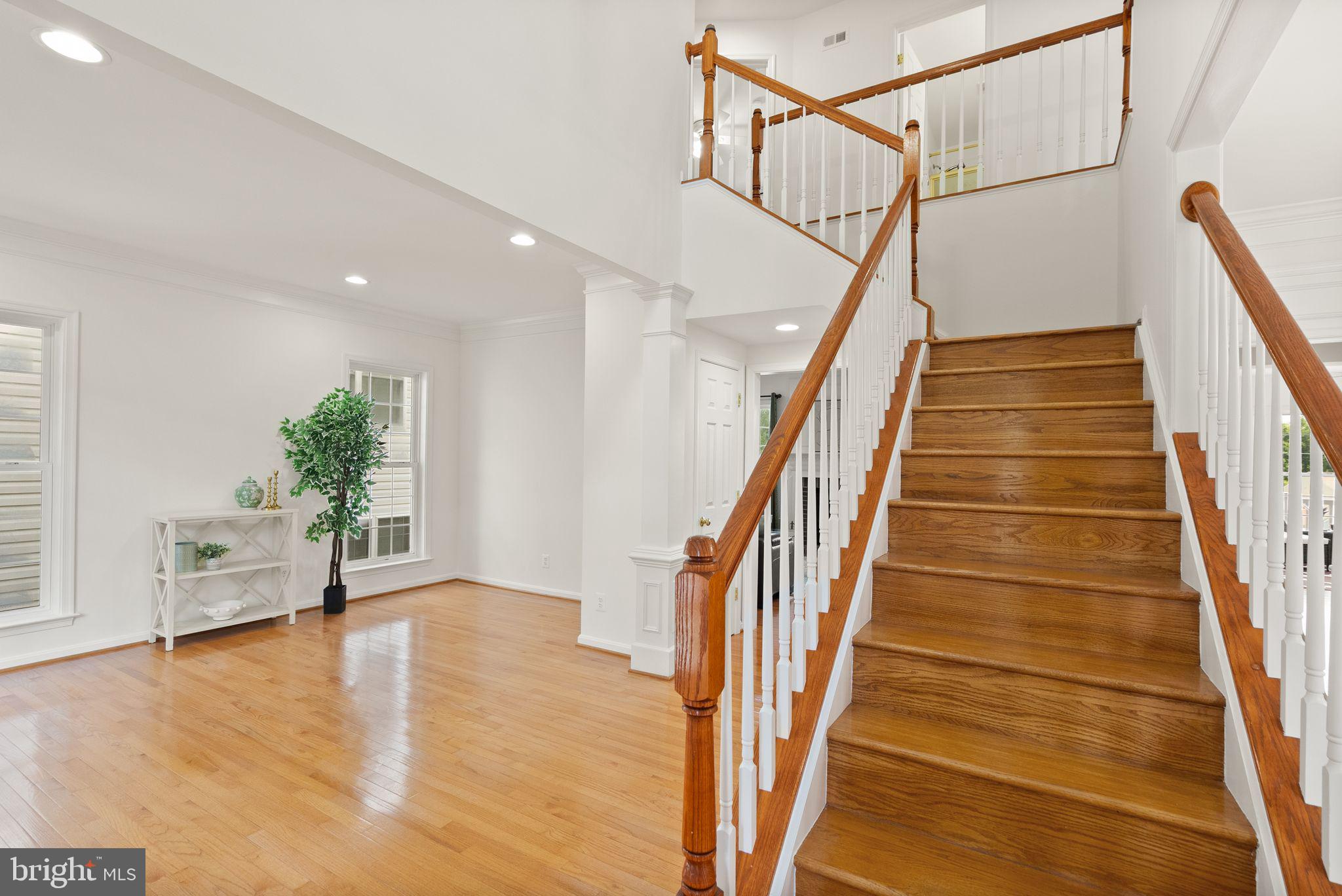 LAUREL HILL LANDBAY - Residential