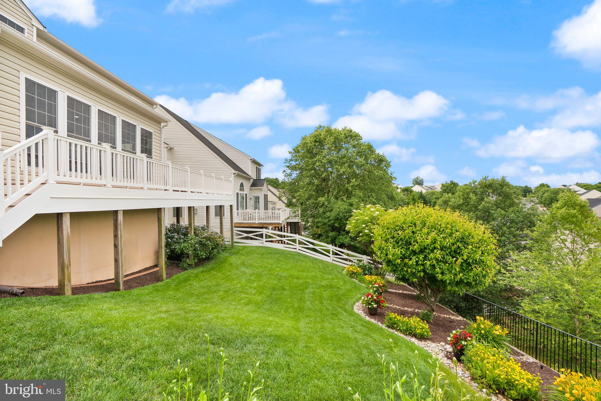 LAUREL HILL LANDBAY - Residential