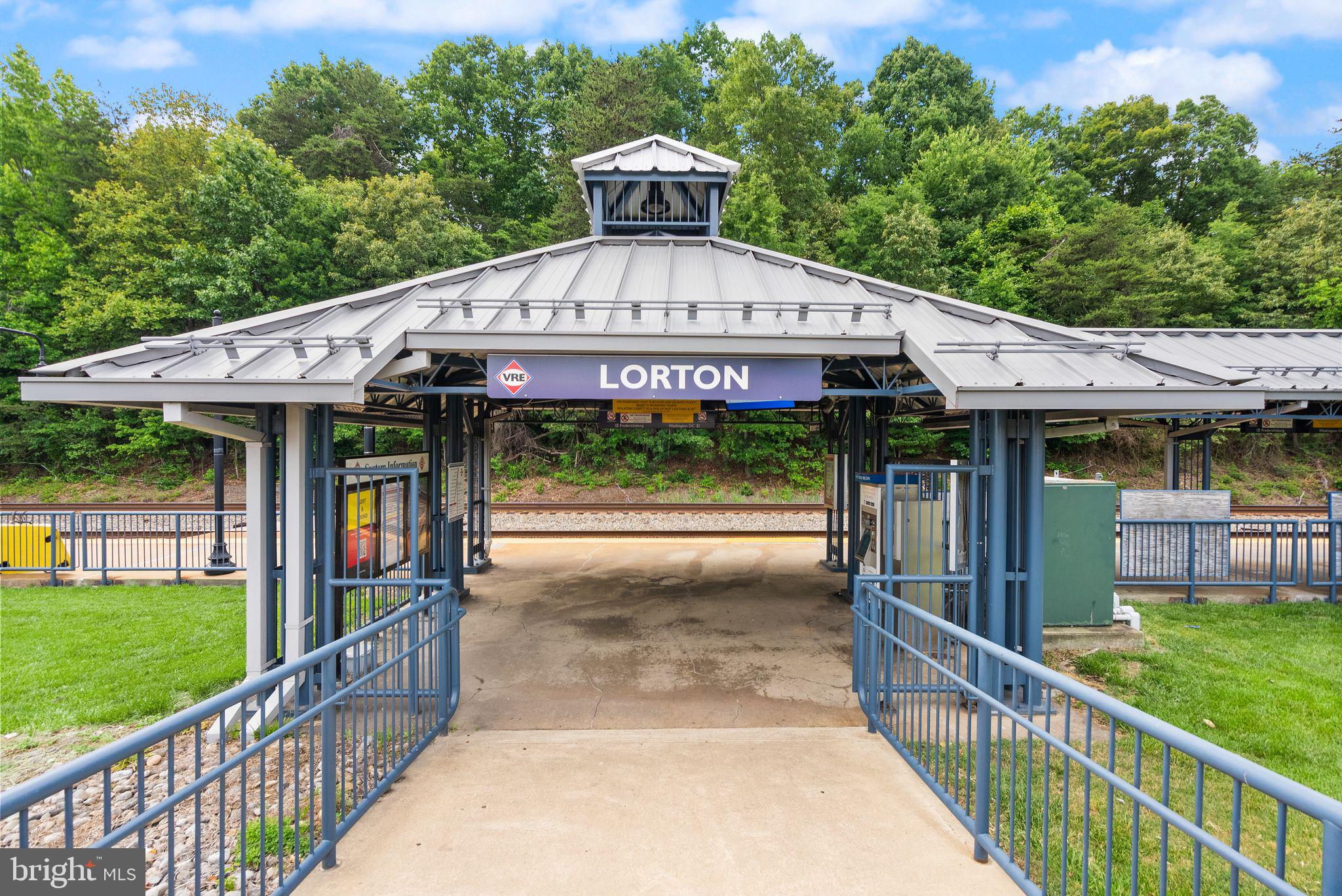 LAUREL HILL LANDBAY - Residential