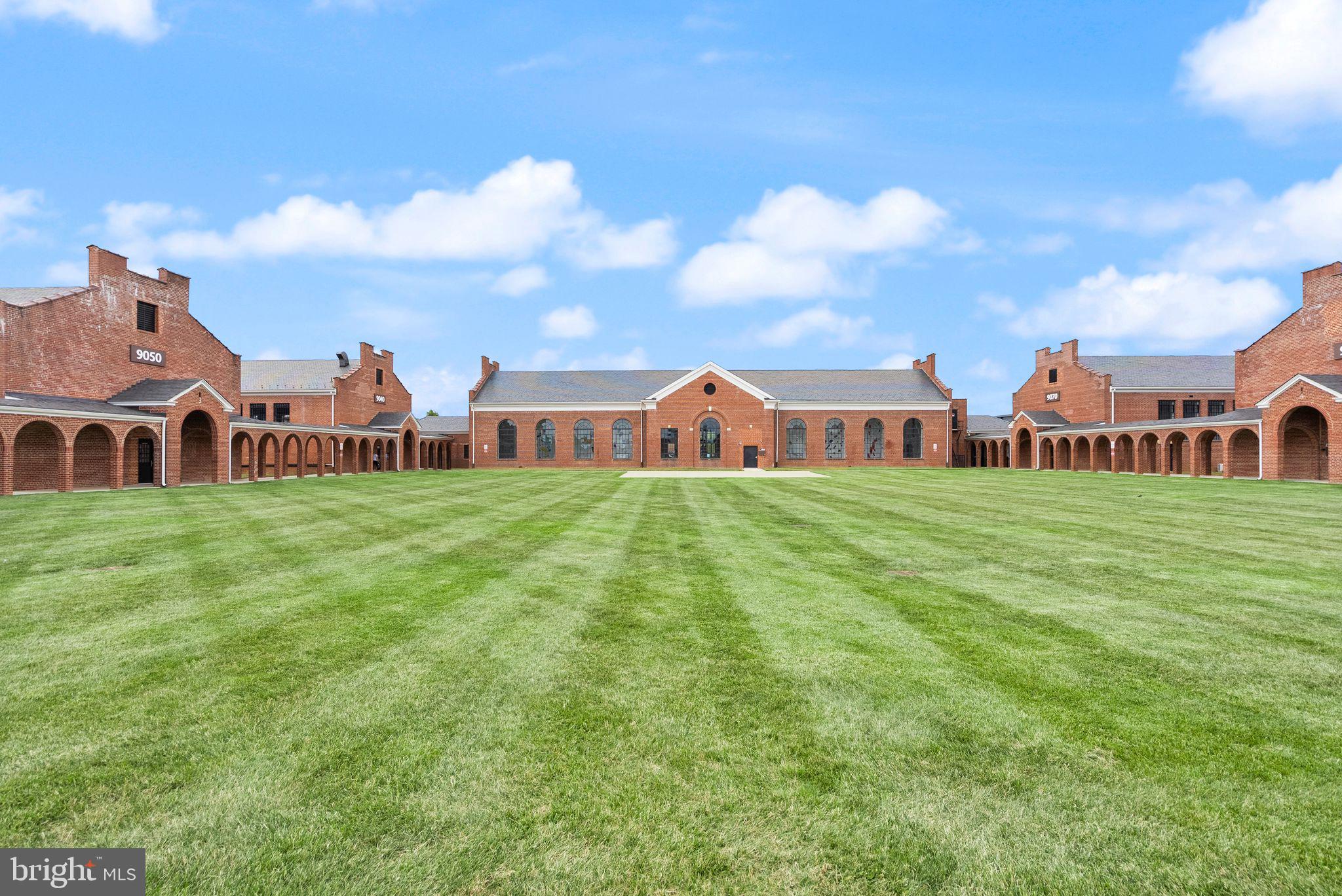 LAUREL HILL LANDBAY - Residential