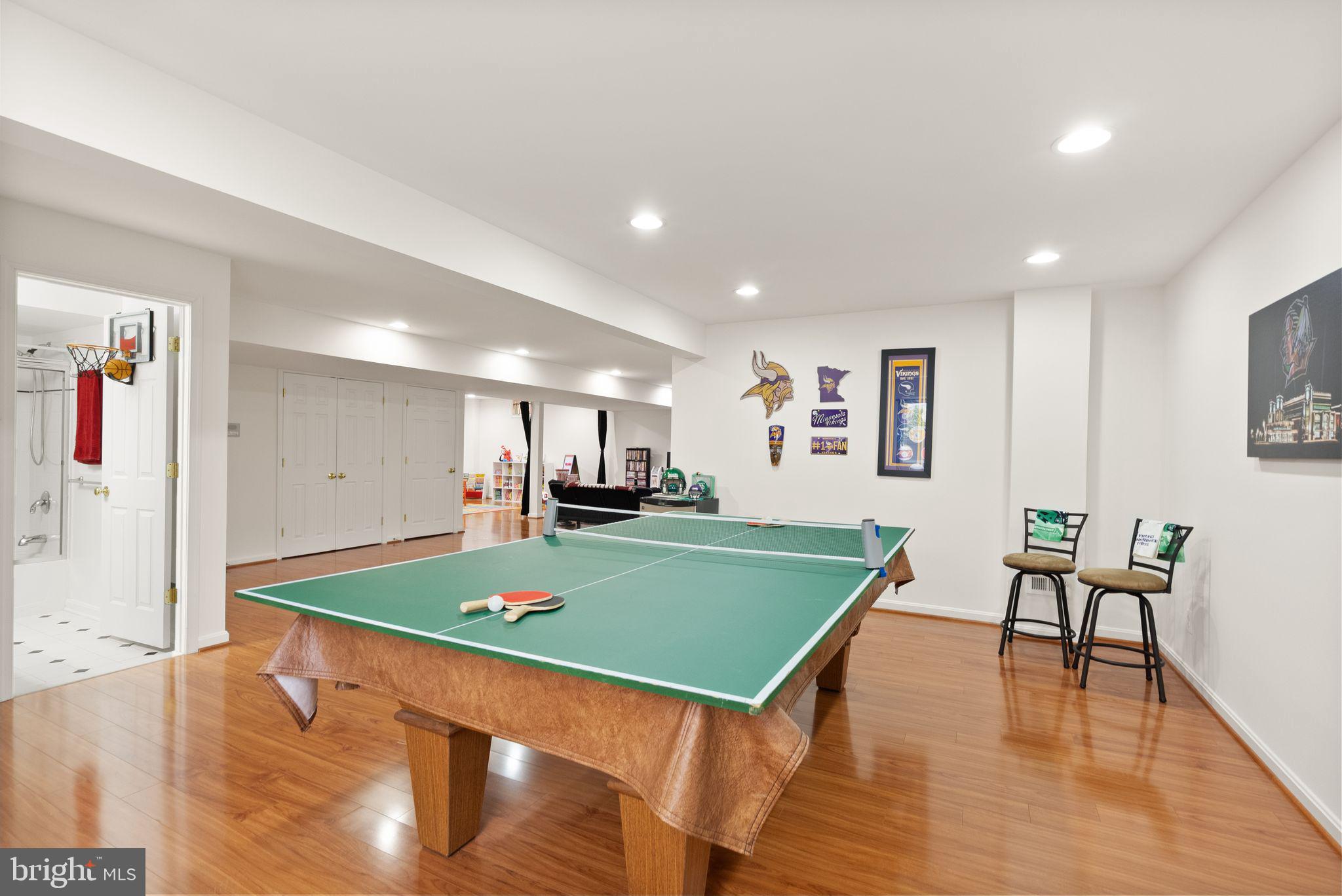 LAUREL HILL LANDBAY - Residential