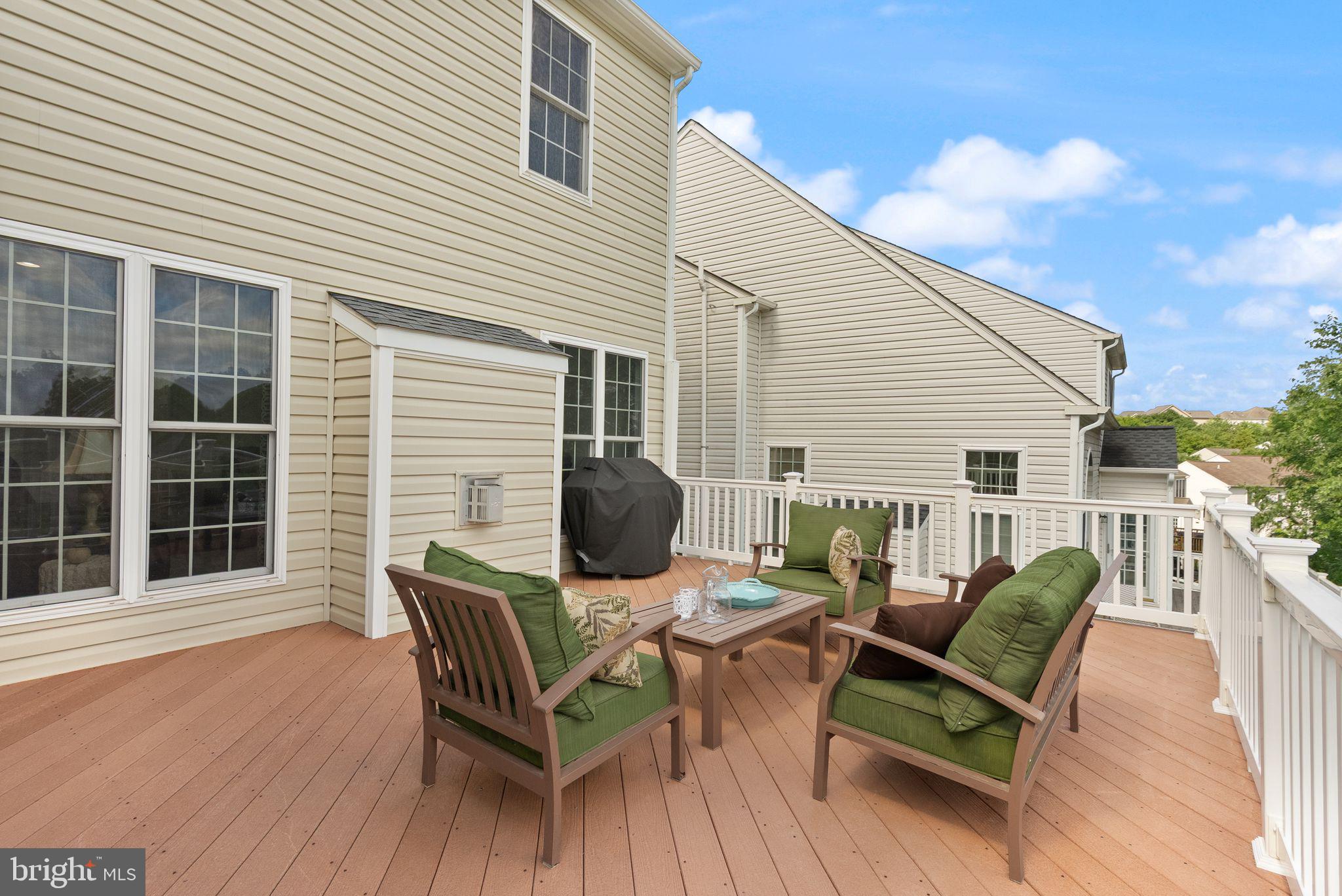 LAUREL HILL LANDBAY - Residential