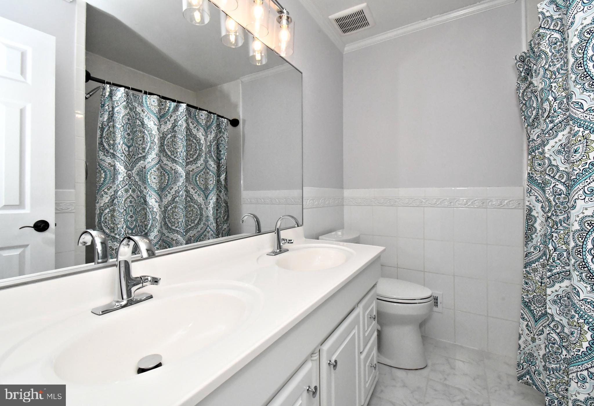 YARDLEY HUNT - Residential