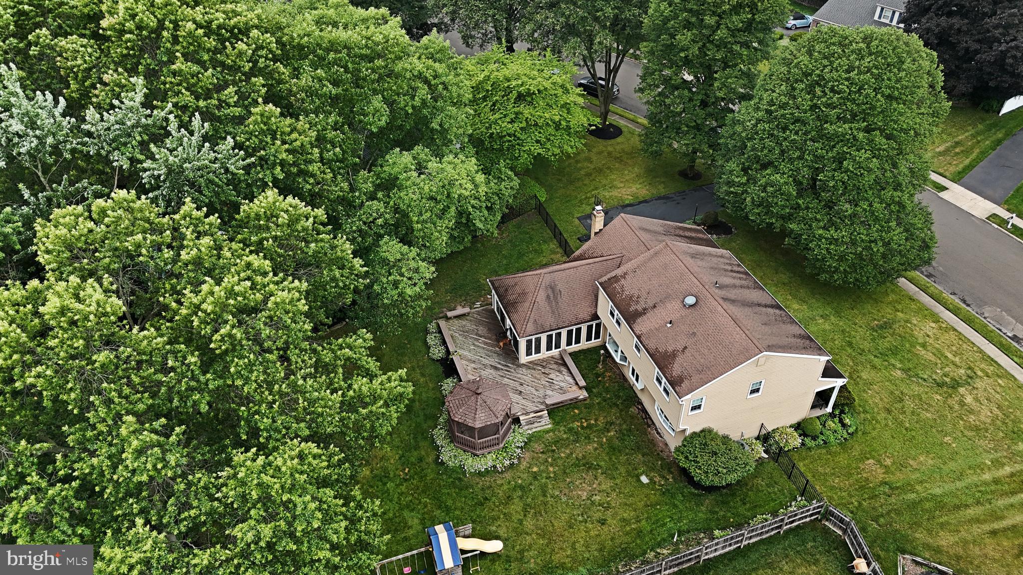 YARDLEY HUNT - Residential