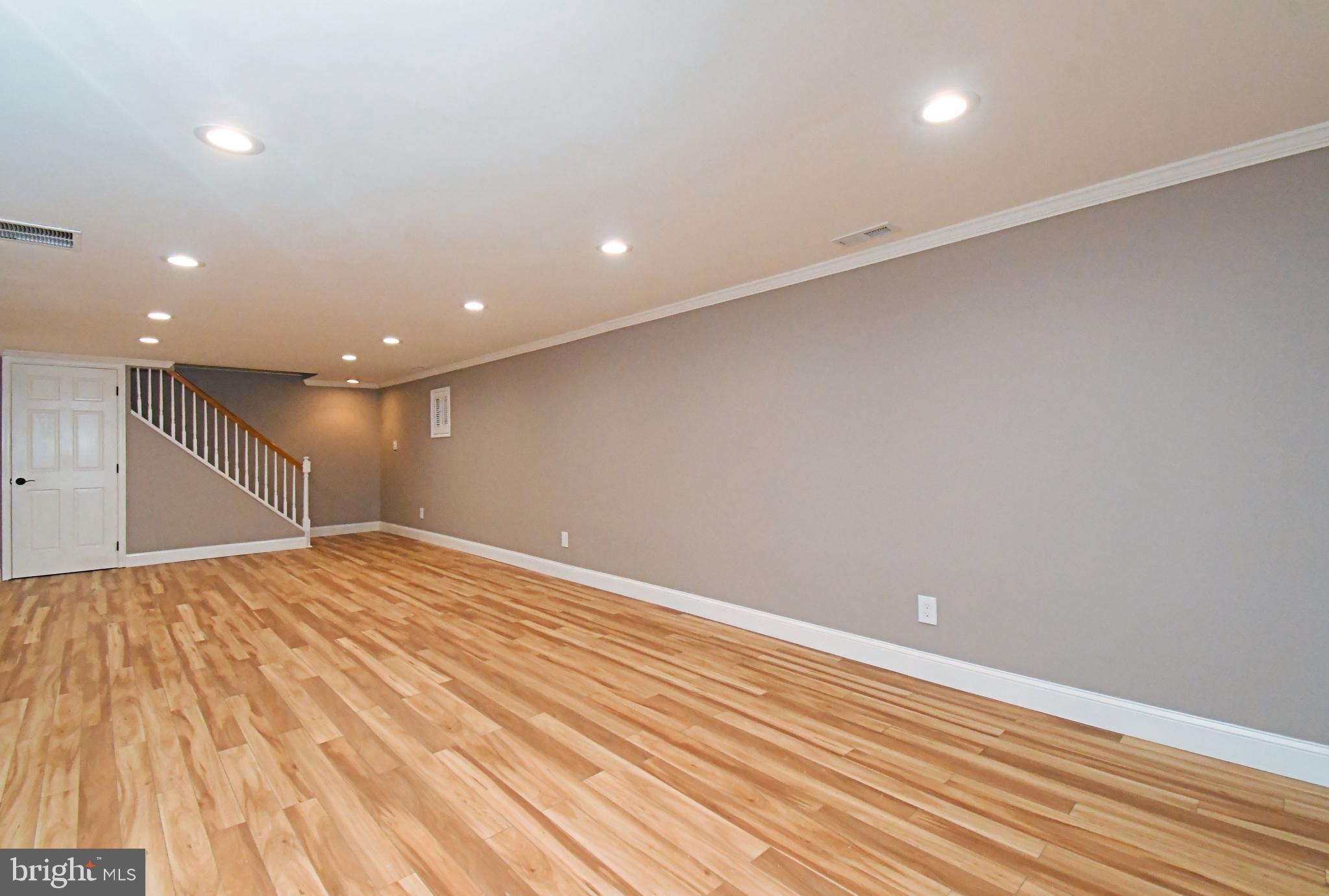 YARDLEY HUNT - Residential