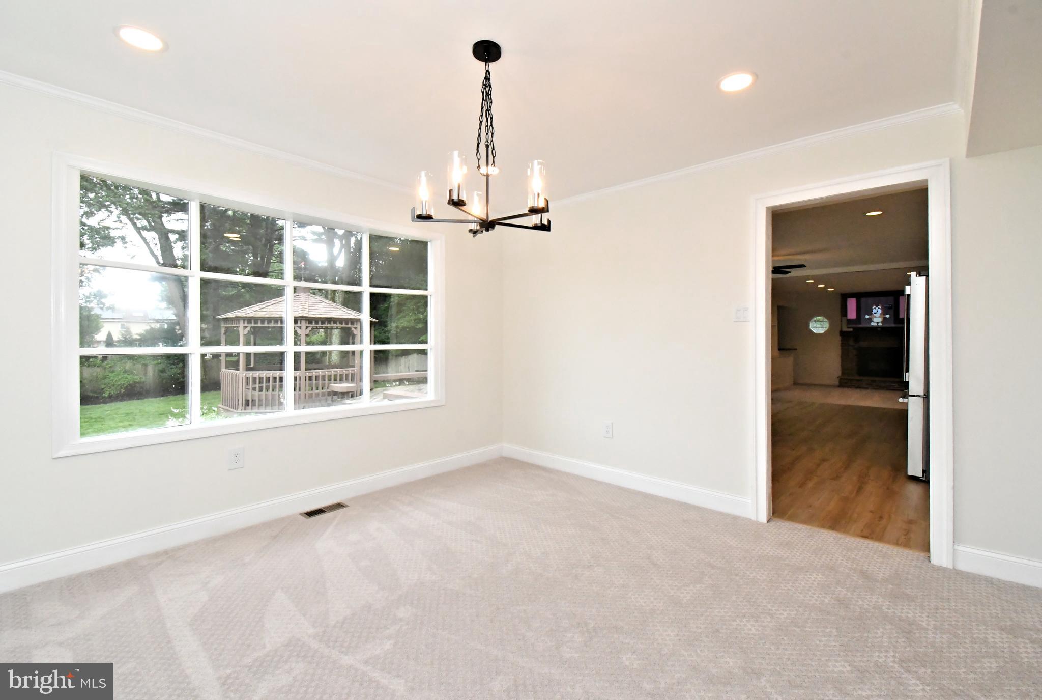 YARDLEY HUNT - Residential