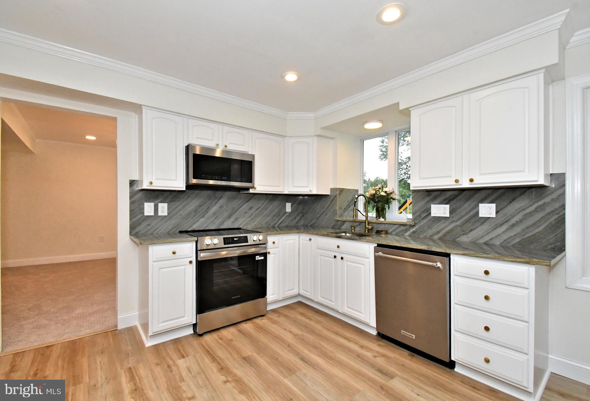 YARDLEY HUNT - Residential
