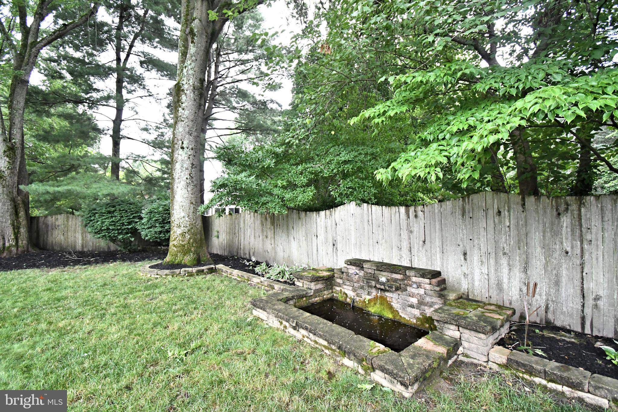 YARDLEY HUNT - Residential