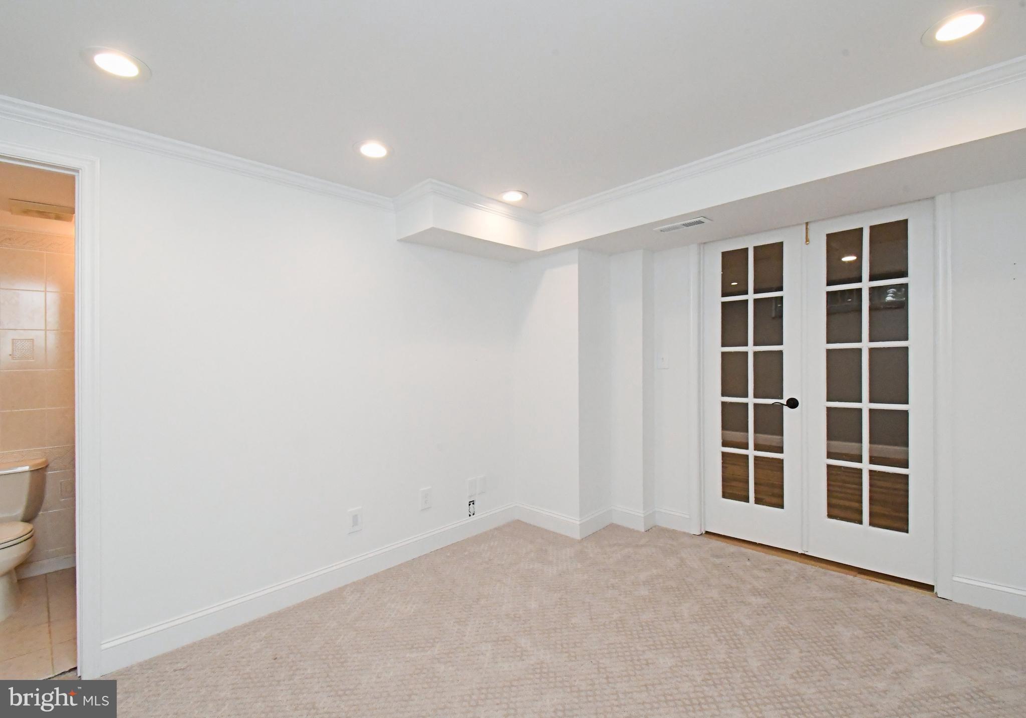 YARDLEY HUNT - Residential