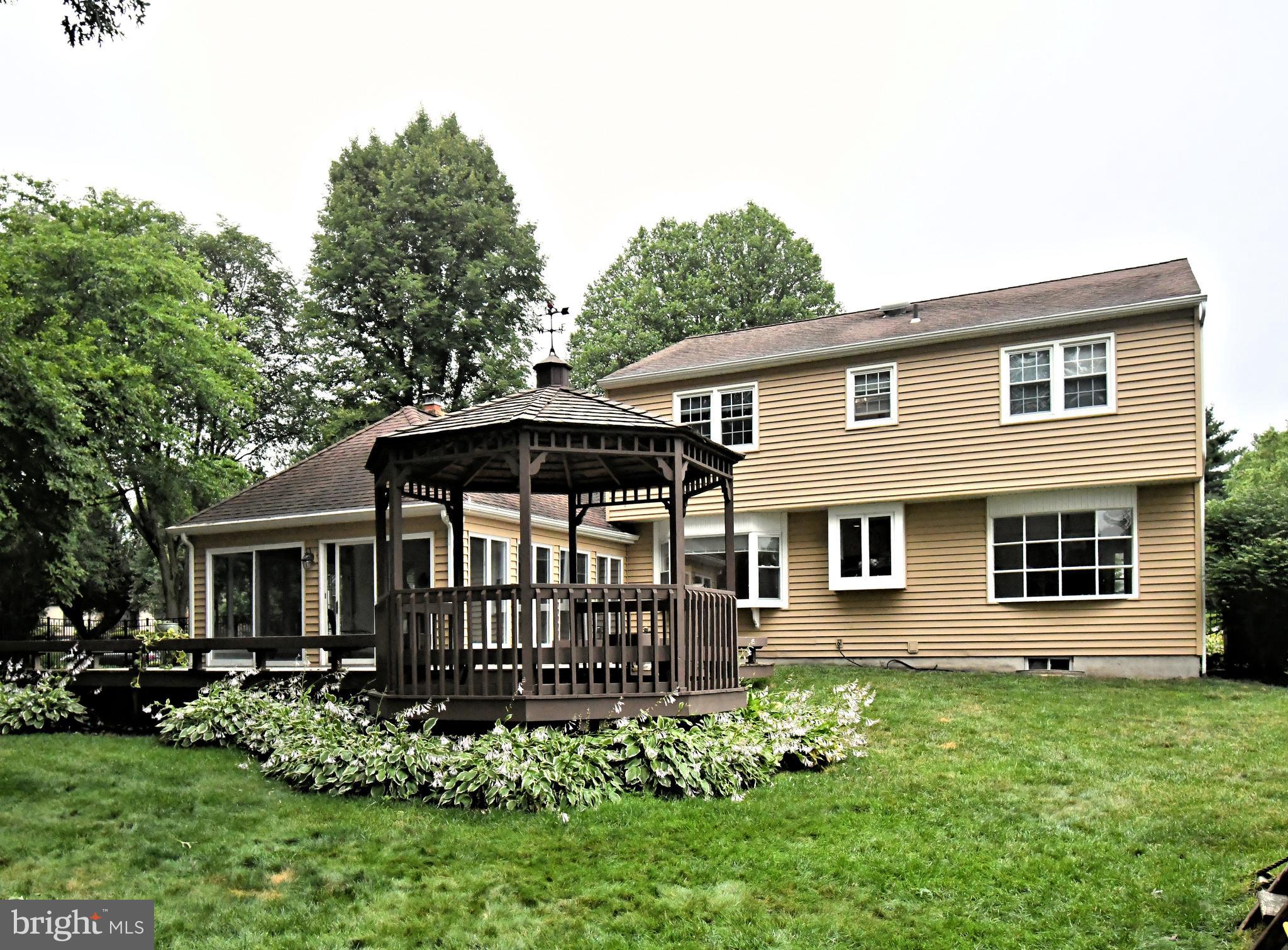 YARDLEY HUNT - Residential