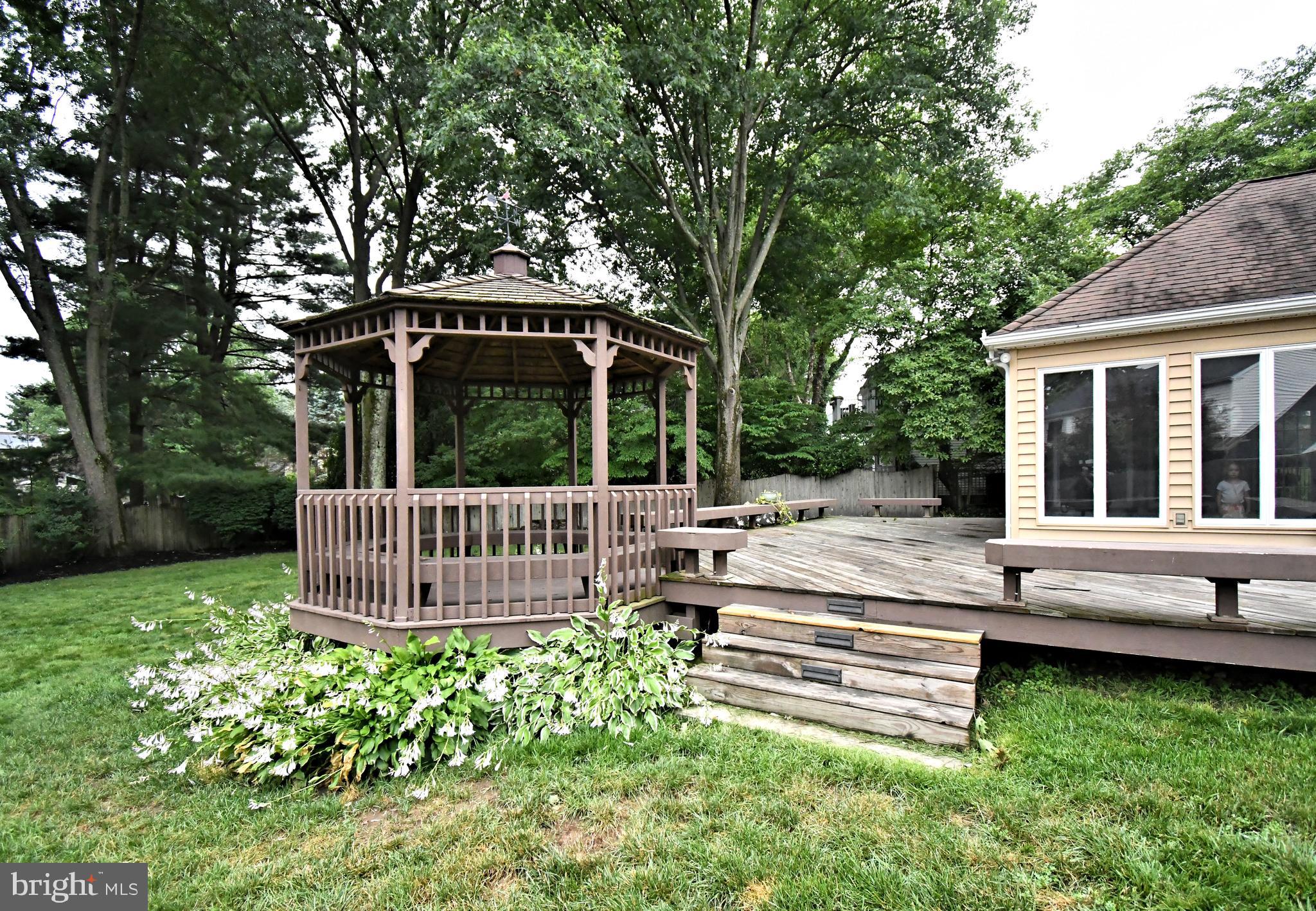 YARDLEY HUNT - Residential