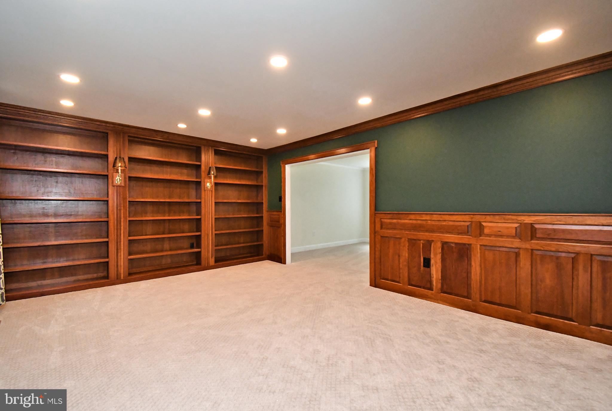 YARDLEY HUNT - Residential