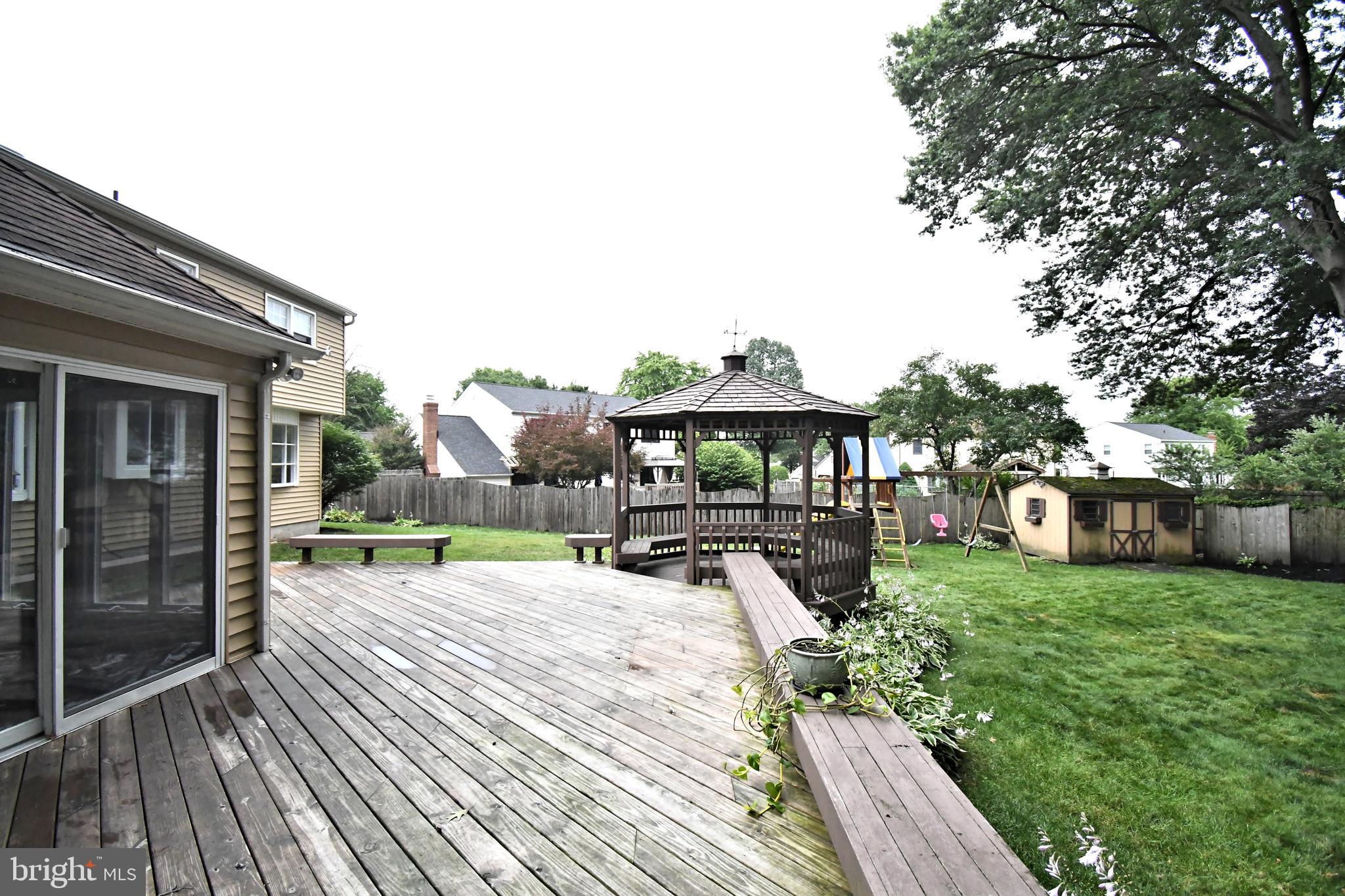 YARDLEY HUNT - Residential