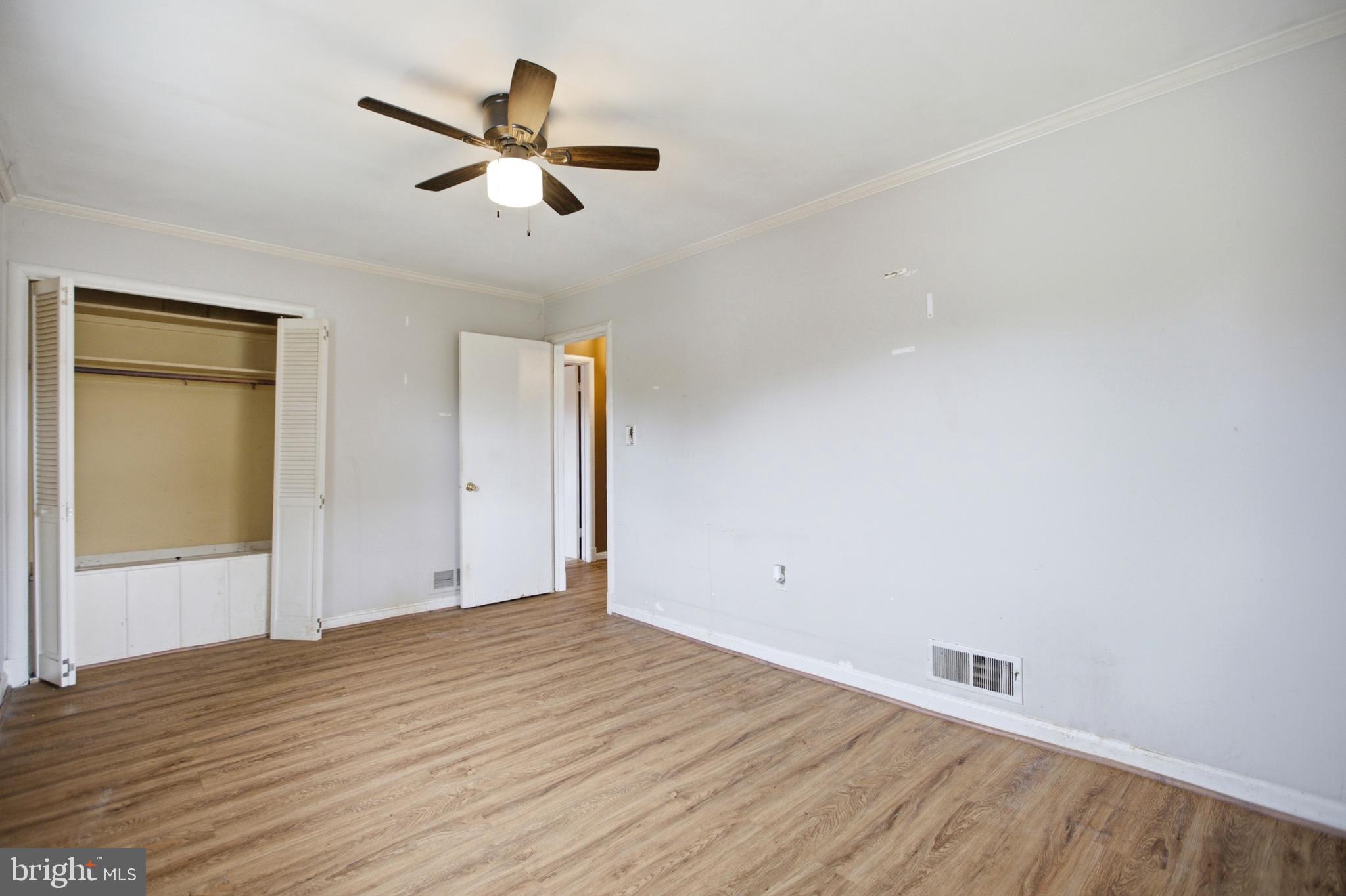 RAY PARK ESTATES - Residential