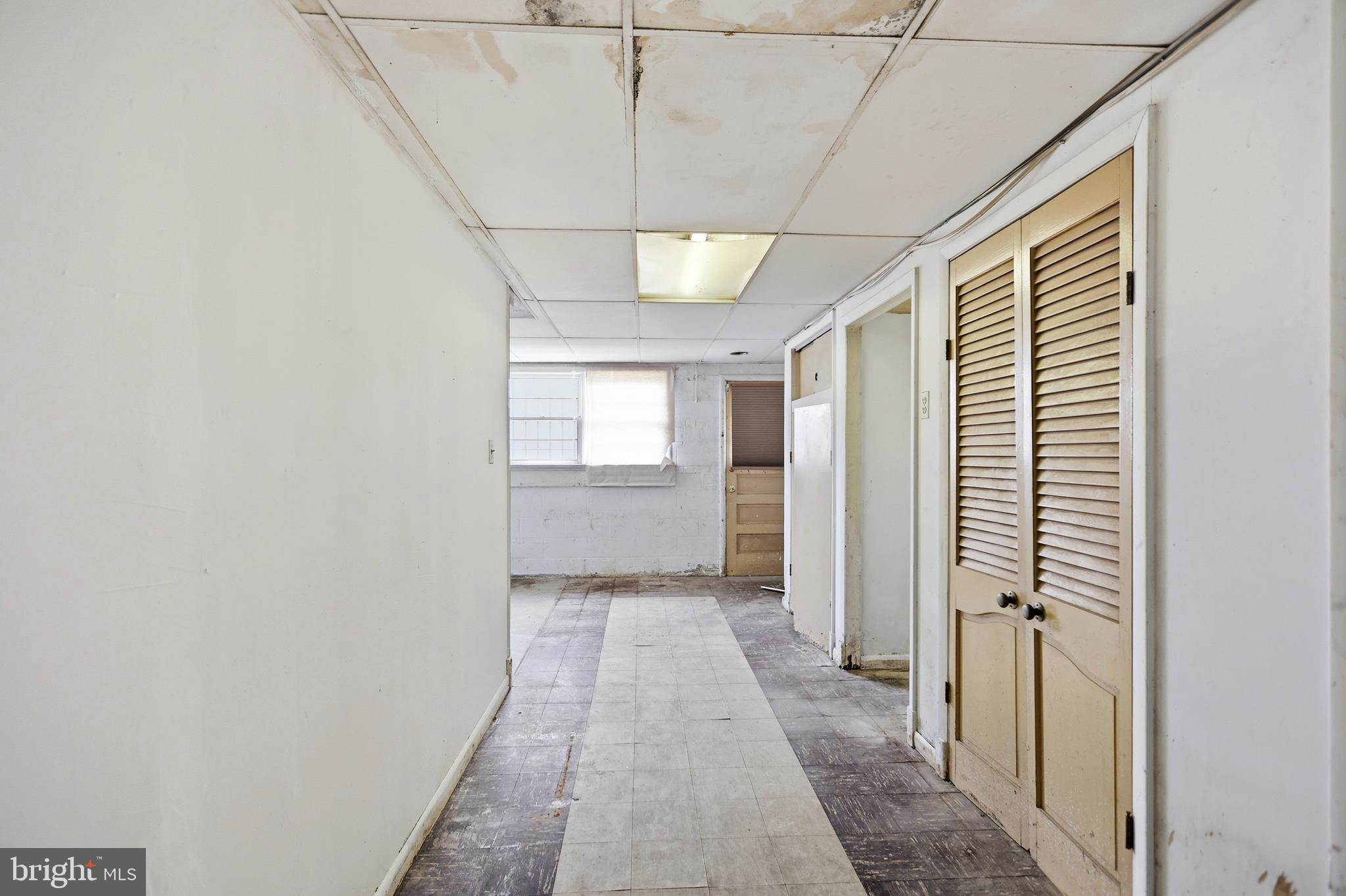 RAY PARK ESTATES - Residential